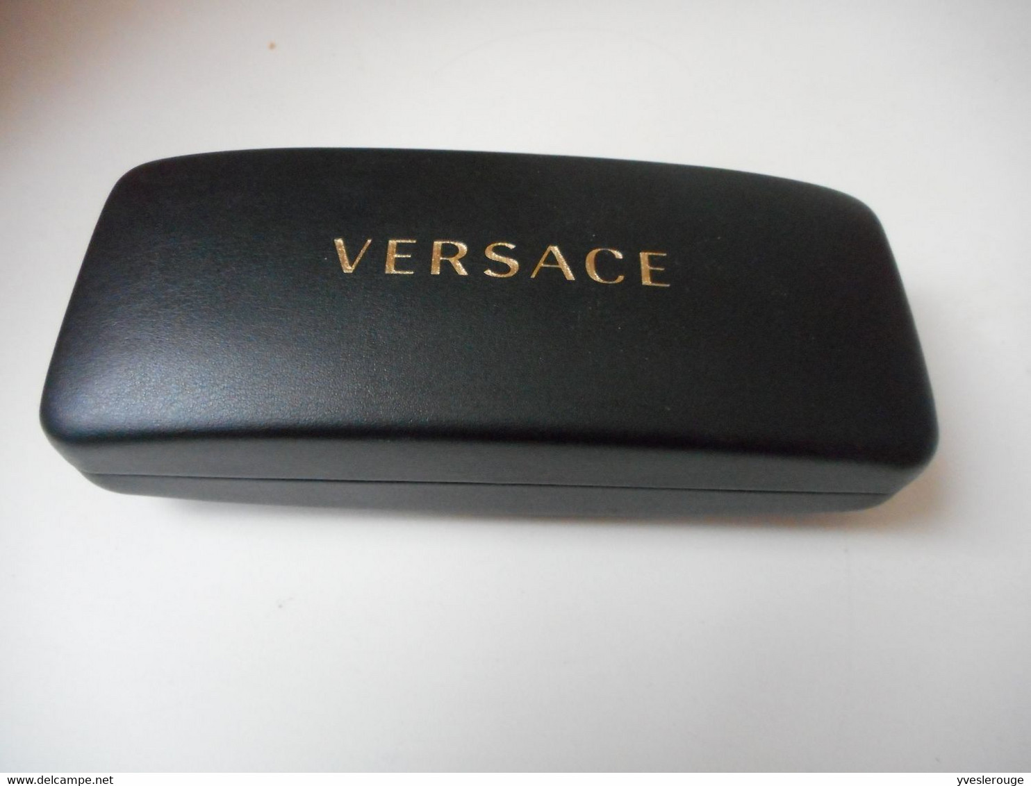 ETUI À LUNETTES VERSACE - Occhiali