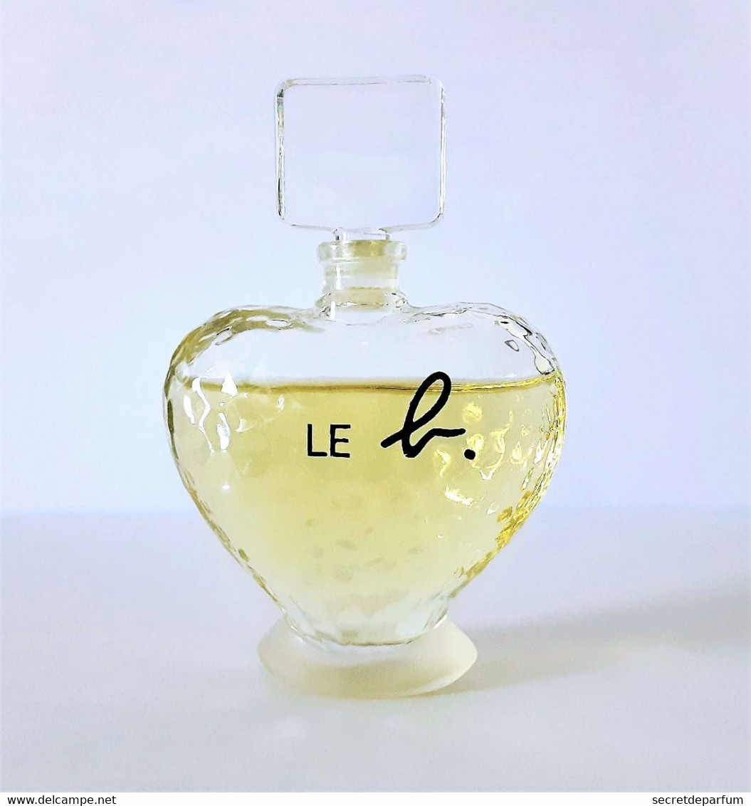 Flacon  De  Parfum  LE    B  De AGNÈS  B   30 Ml EDT   Beauté  Créateurs De Paris Bouchon Verre - Non Classés