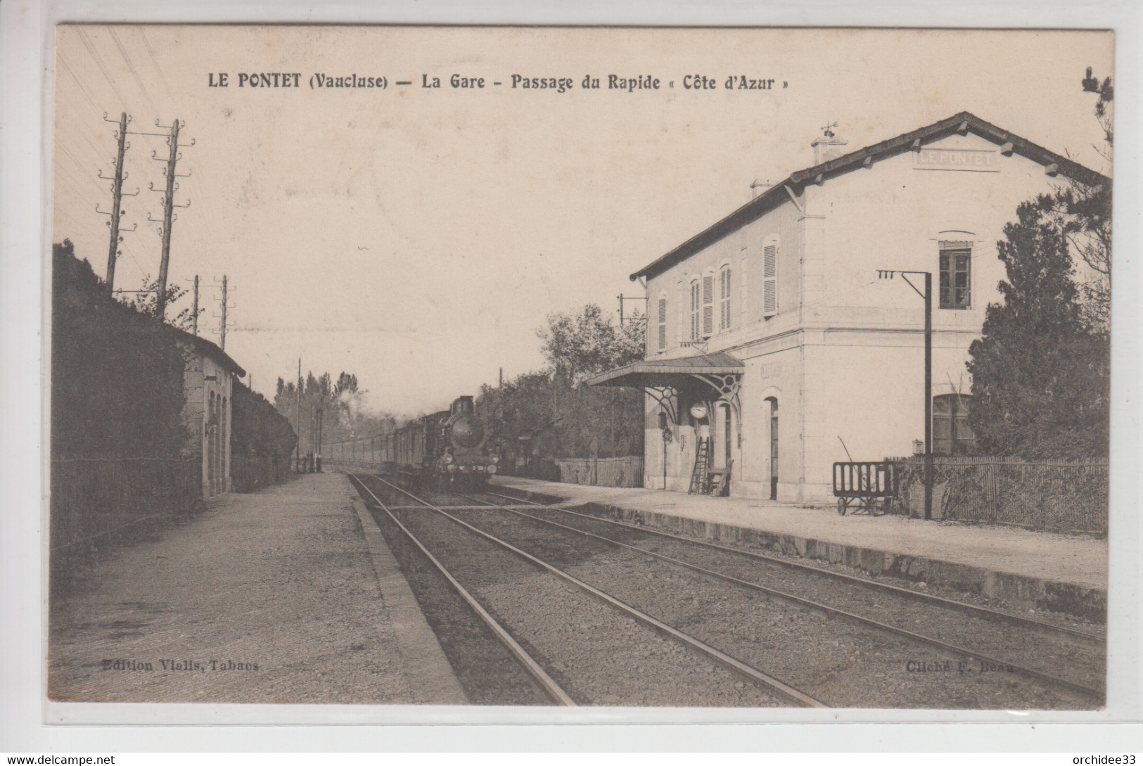 CPA Le Pontet - La Gare - Passage Du Rapide "Côte D'Azur" (gare Avec Train) - Le Pontet