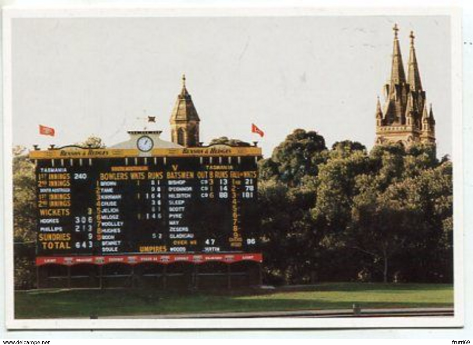 AK 114820 AUSTRALIA - Adelaide Ovai Scoreboard With St. Peter`s Cathedral In The Background - Adelaide