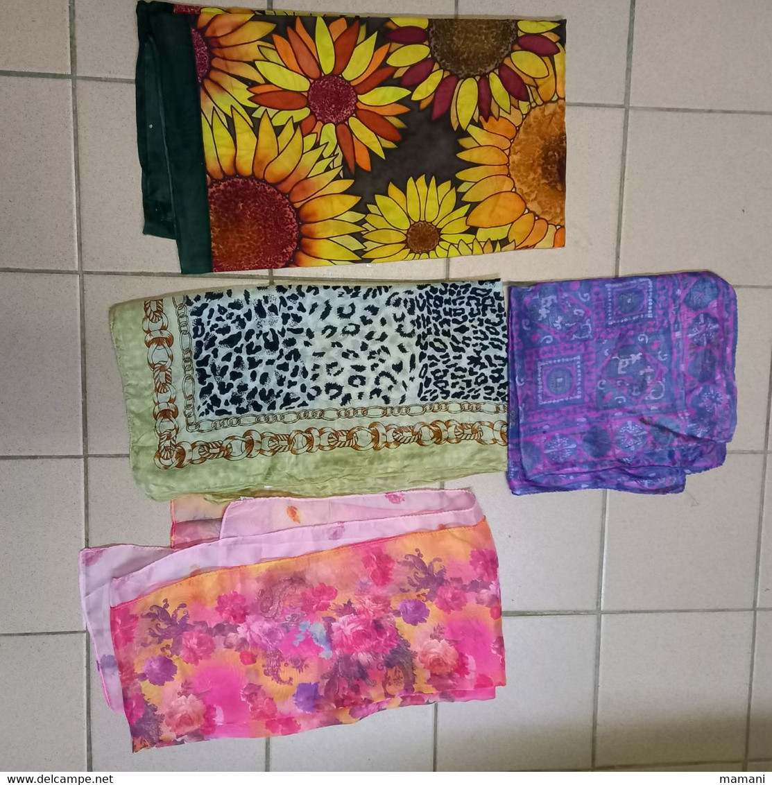 Lot De Foulards - Scarves