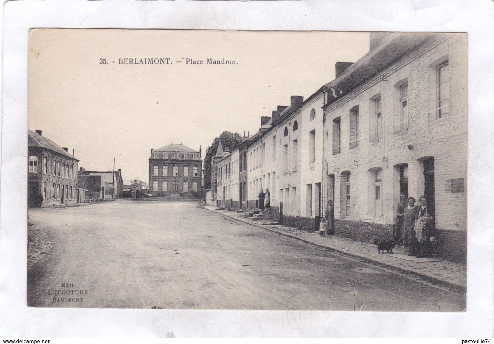 CPA :  14 X 9  -  BERLAIMONT.  -  Place  Mandron - Berlaimont