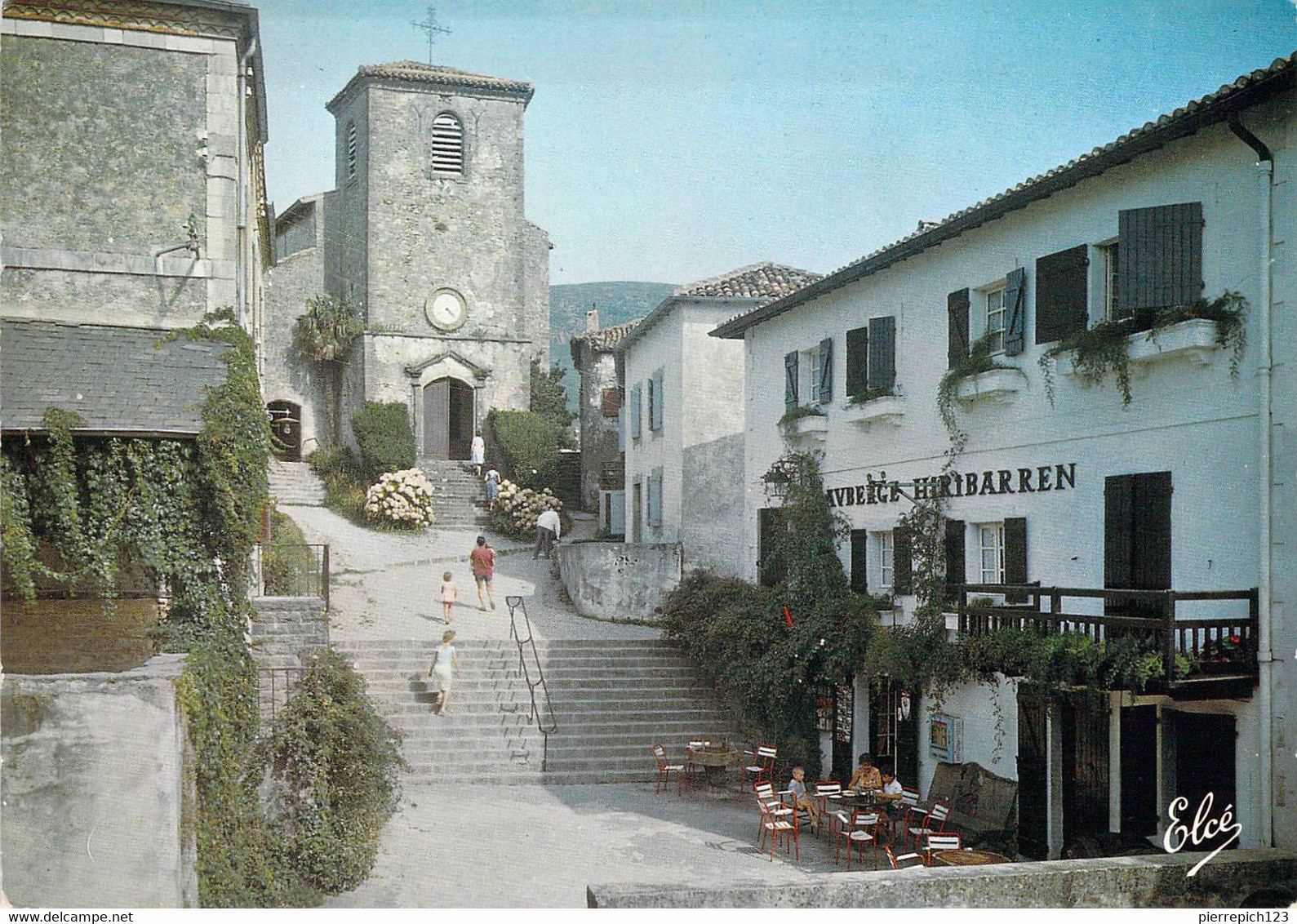 64 - Biriatou - La Place De L'Eglise - Biriatou