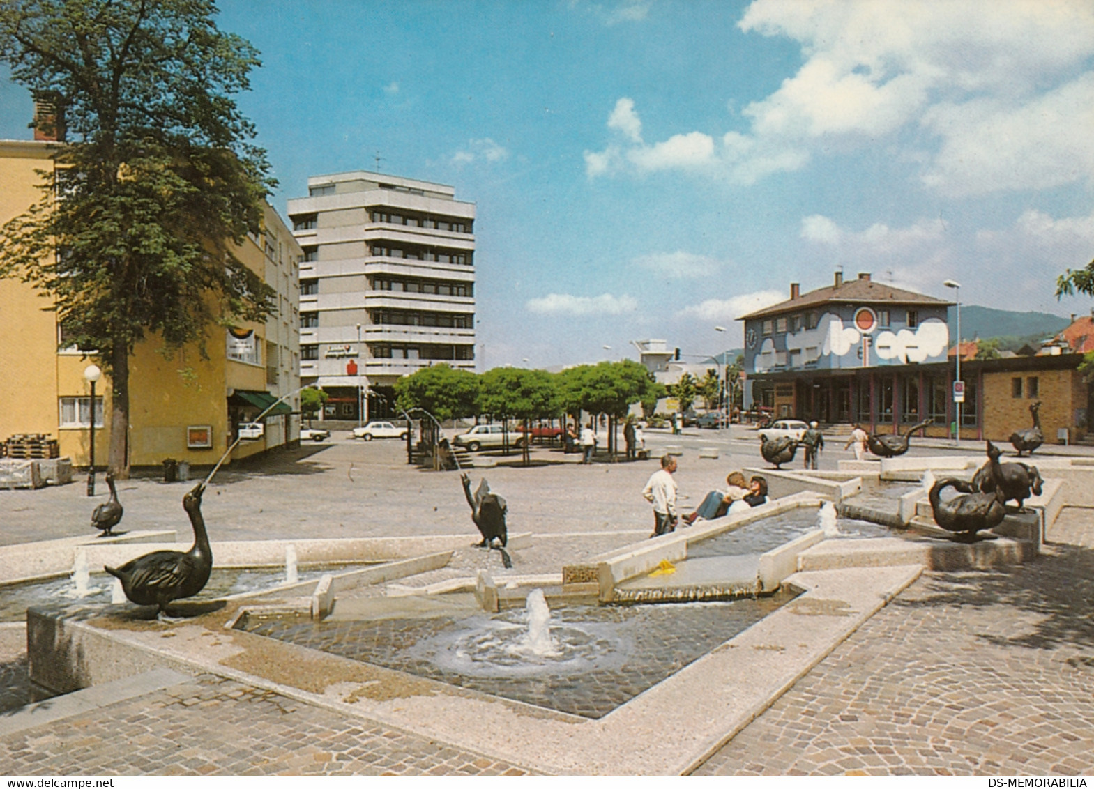 Gaggenau - Bahnhofsplatz Mit Brunnen - Gaggenau