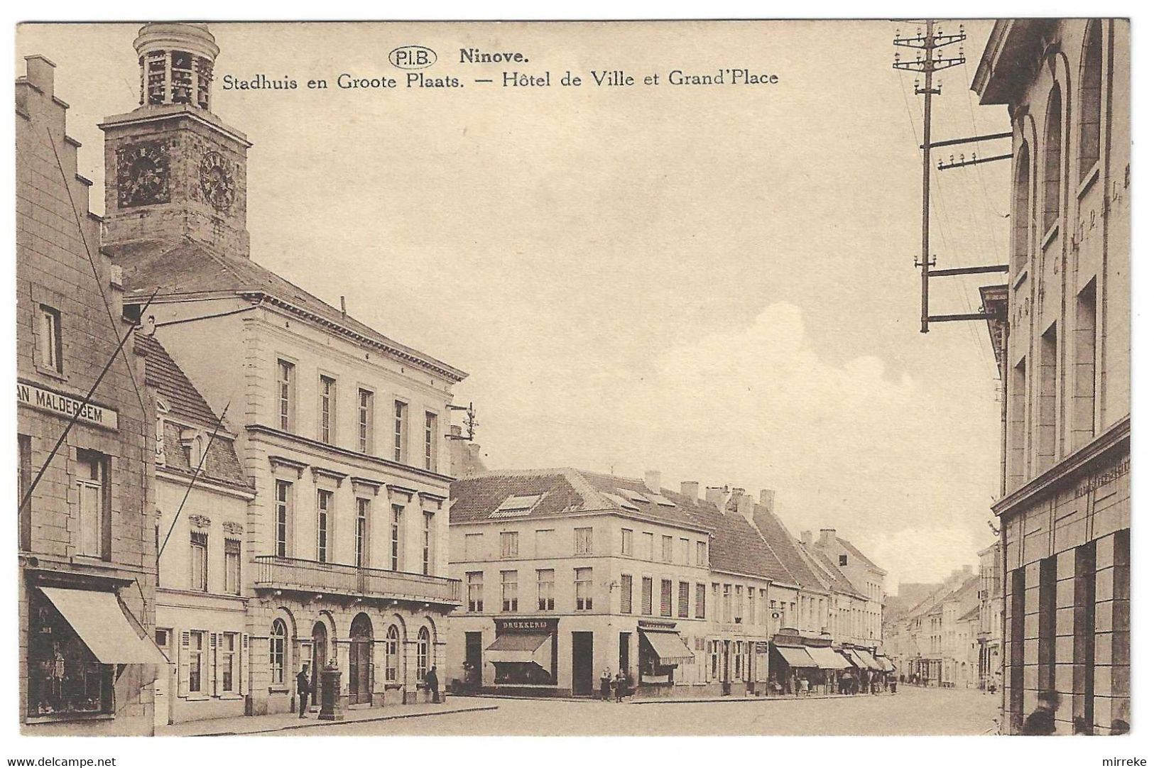 @D1@  -  NINOVE  -  Stadhuis En Groote Plaats    -  Zie / Voir Scan's - Ninove