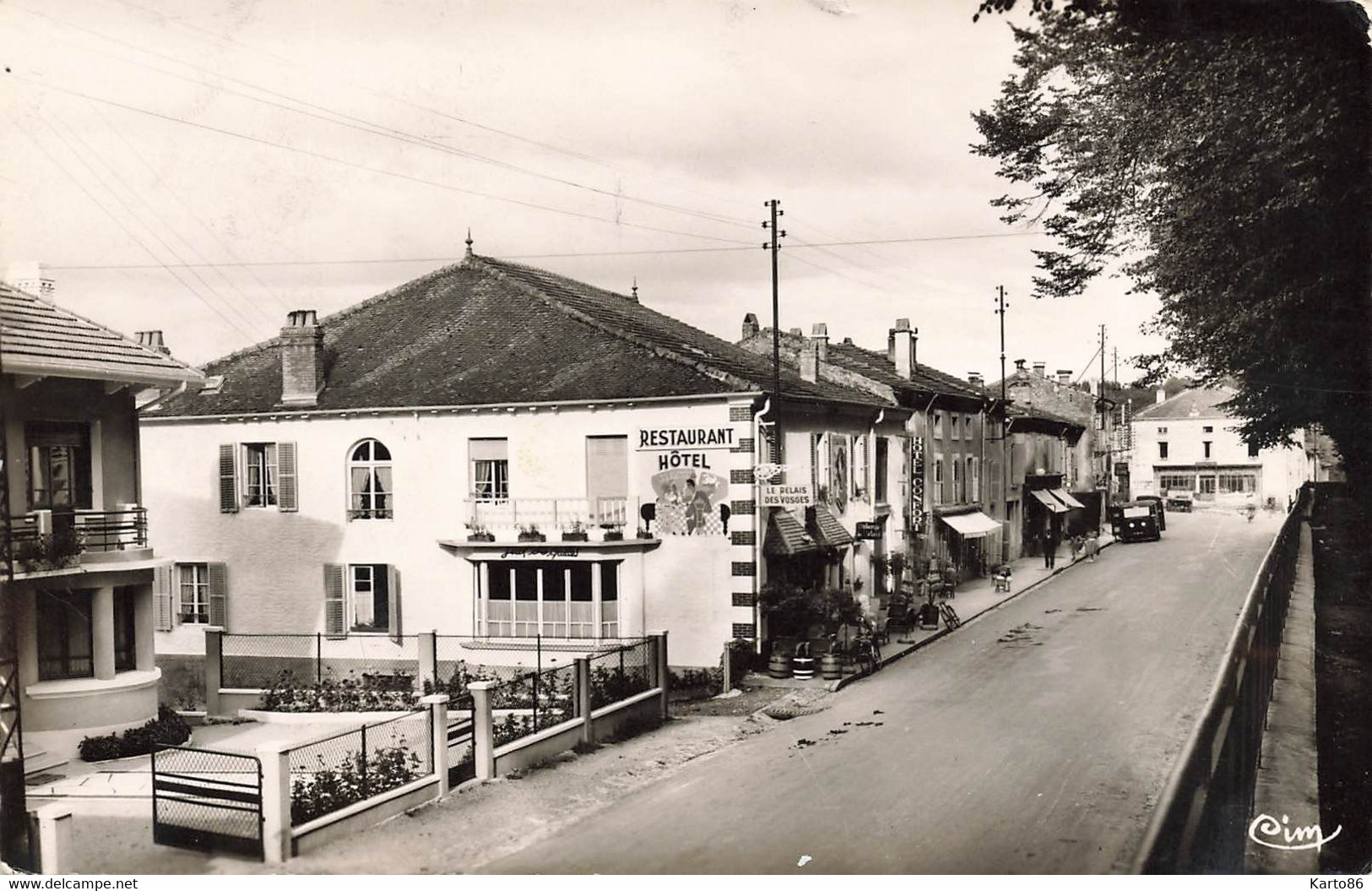 Monthureux Sur Saône * Rue Du Générale Leclerc Et Place De La République * Hôtel Restaurant Le Relais Des Vosges - Monthureux Sur Saone