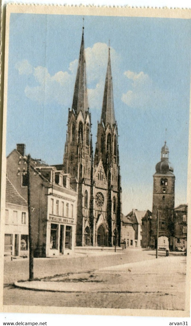 SARRALBE -  RUE NAPOLEON Et La CATHEDRALE  - - Sarralbe