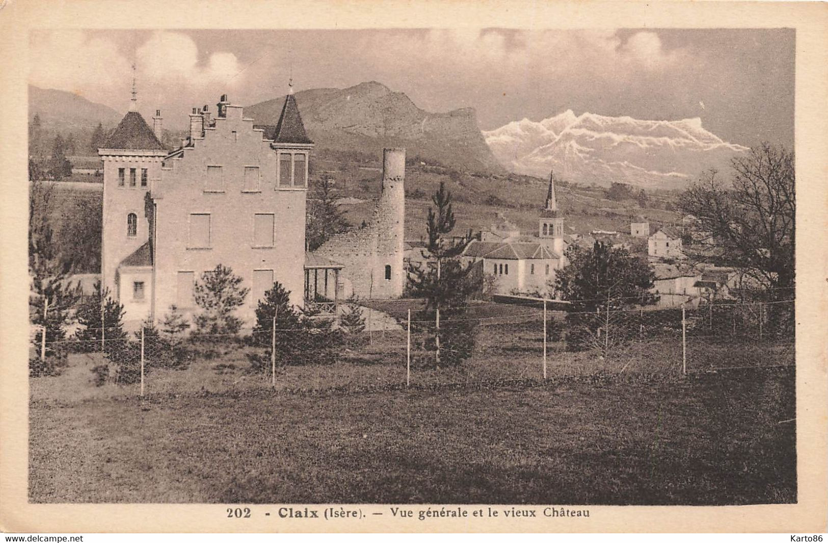 Claix * Vue Générale Du Village Et Le Vieux Château - Claix