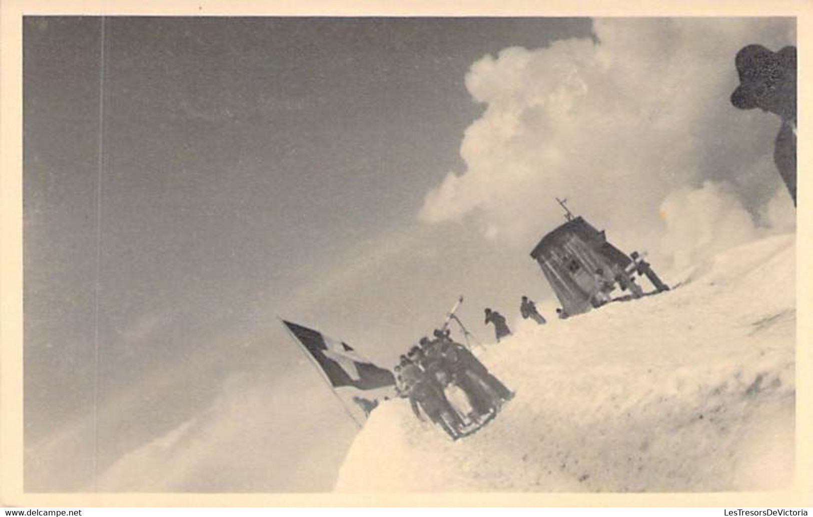 Carte Photo - Drapeau Suisse - Animé - Observatoire - Téléscope - Carte Postale Ancienne - Zu Identifizieren