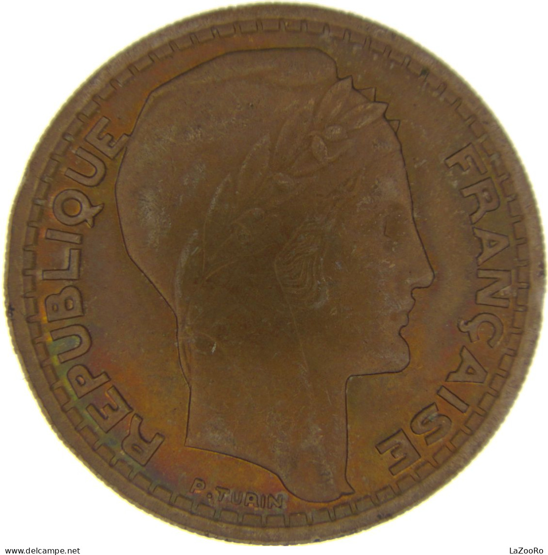 LaZooRo: France 10 Francs 1947 UNC Rainbow - 10 Francs