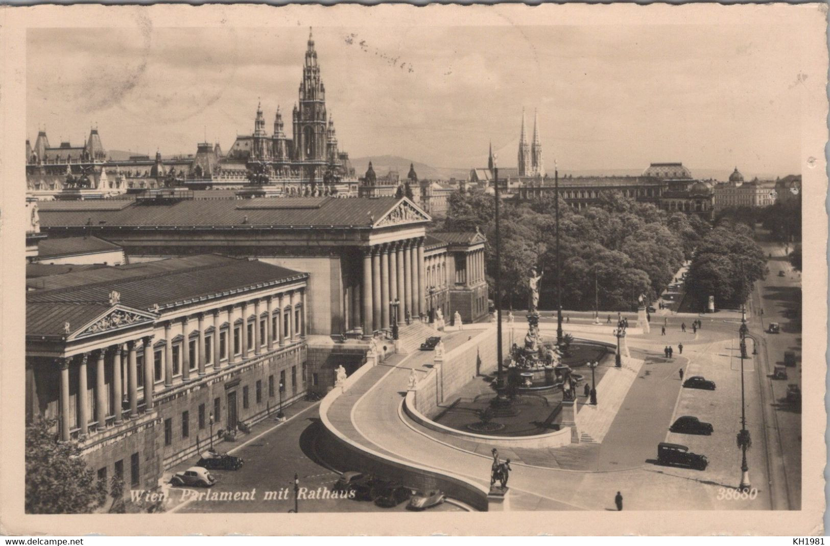 Wien - Parlament - Ringstrasse