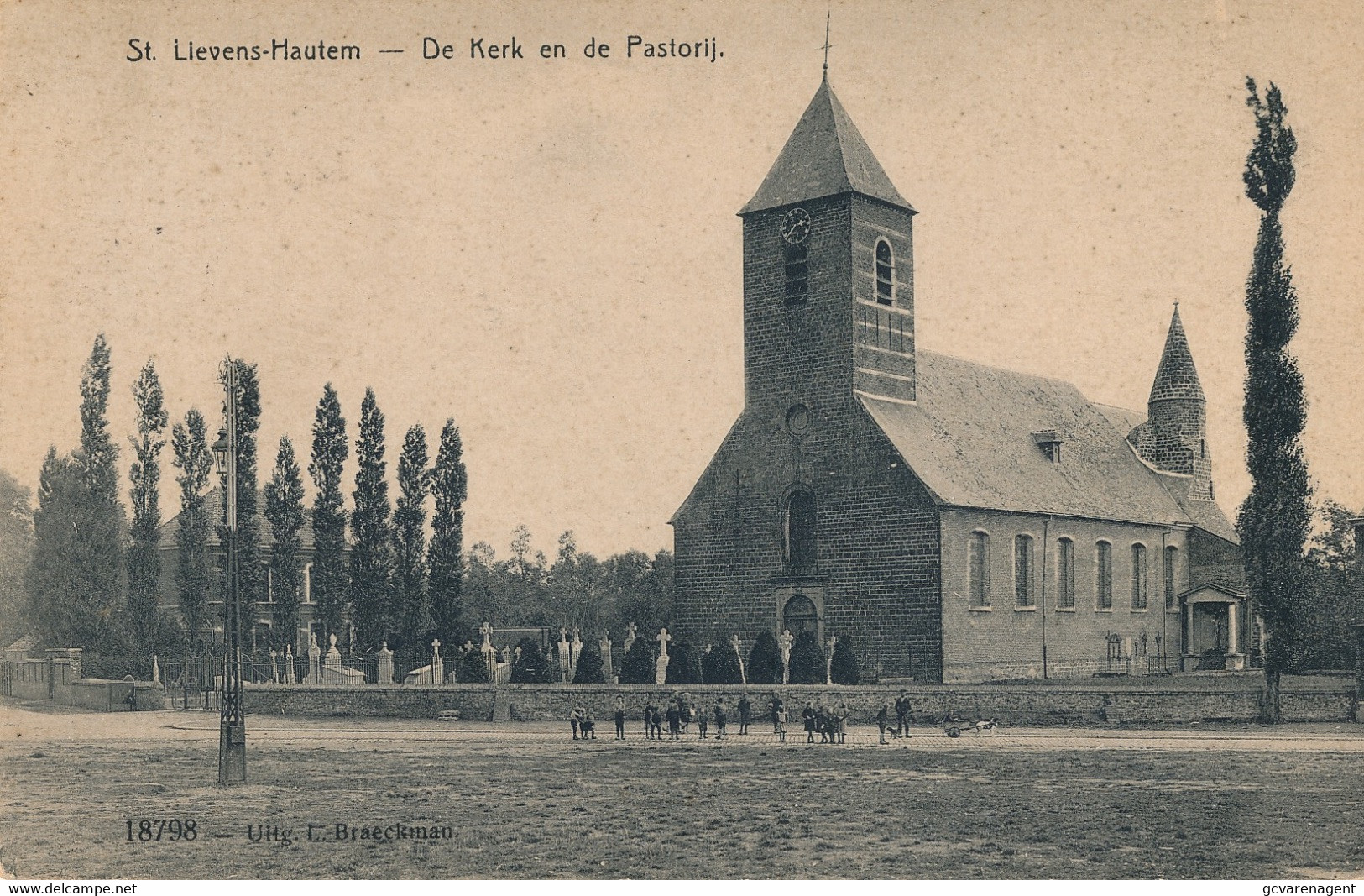 SINT LIEVENS HOUTEM  DE KERK EN DE PASTORIJ              2 SCANS - Sint-Lievens-Houtem