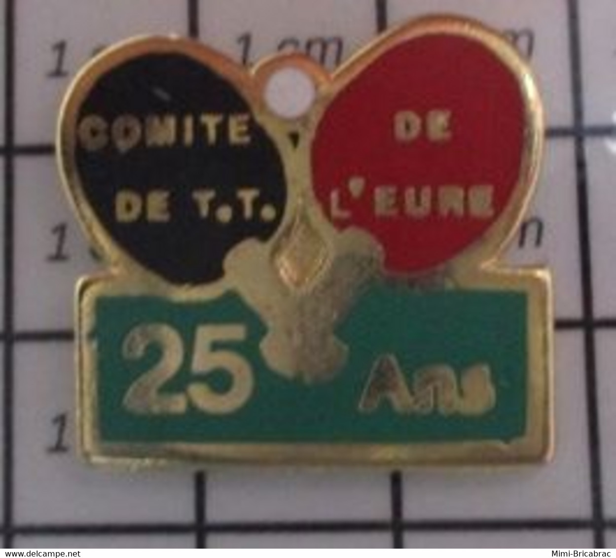 312a  Pin's Pins / Beau Et Rare / THEME : SPORTS / TENNIS DE TABLE PING PONG EURE 25 ANS - Tischtennis