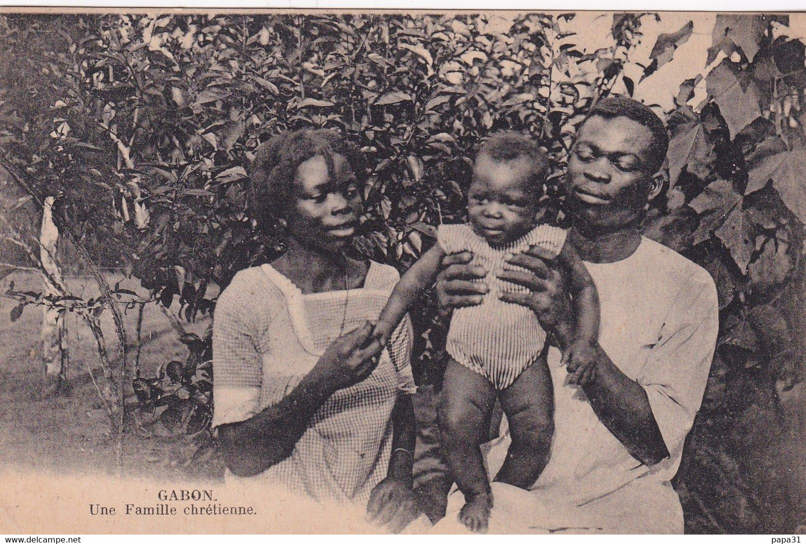 GABON  Une Famille Chrétienne - Gabon