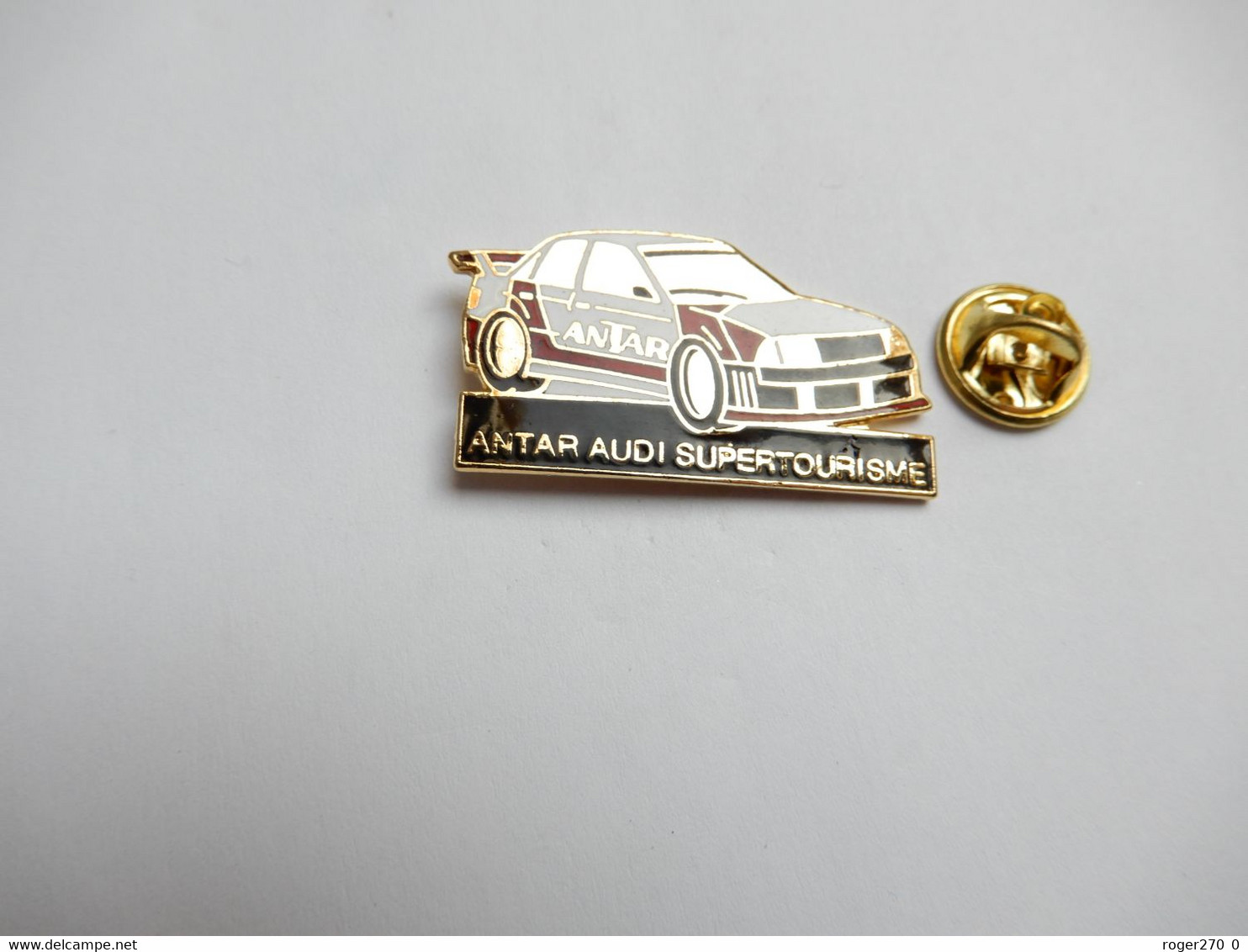 Superbe Pin's En EGF , Auto Audi Supertourisme , Carburant Antar ELF , Rallye , Signé EBC - Audi