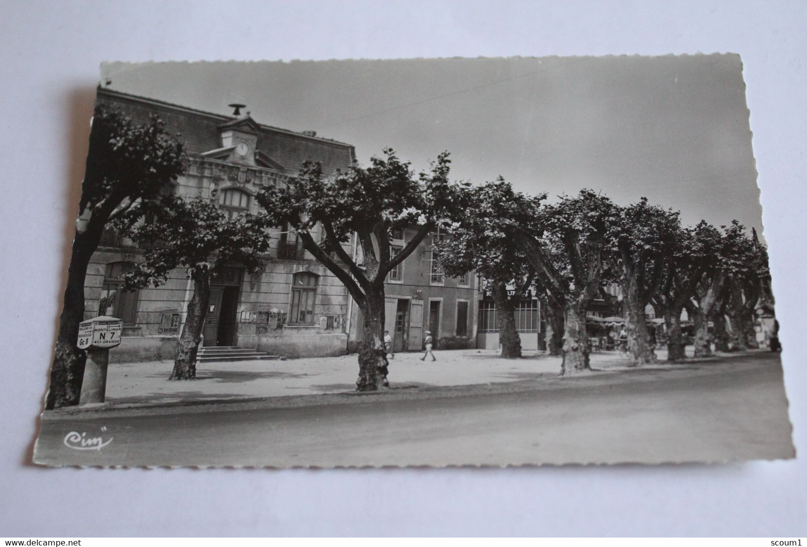 La Palud - Hotel De Ville - Cours Des Platanes - Lapalud