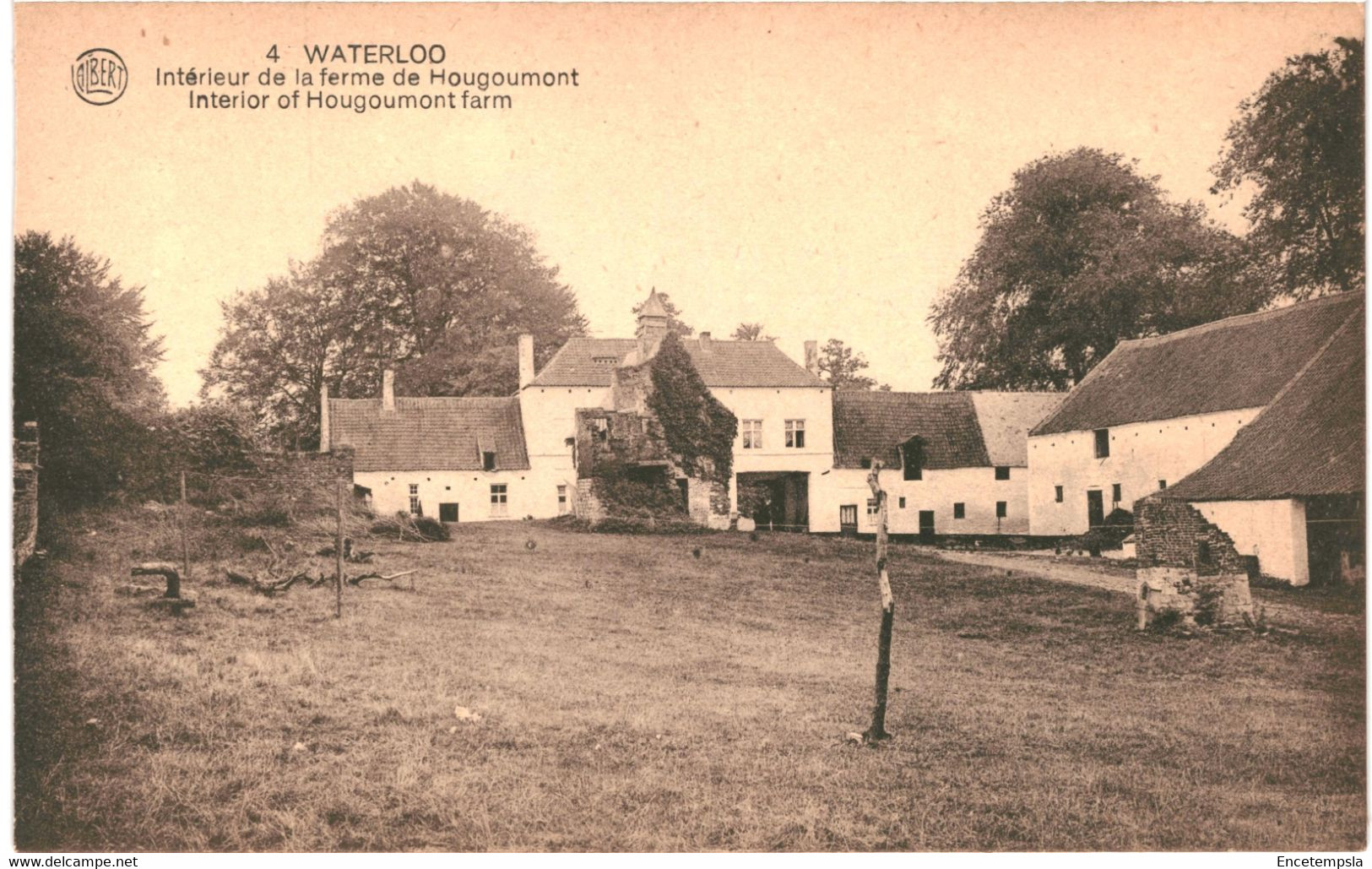 CPA  Carte Postale   Belgique  Waterloo  Intérieur De La Ferme De Hougoumont  VM63421 - Waterloo