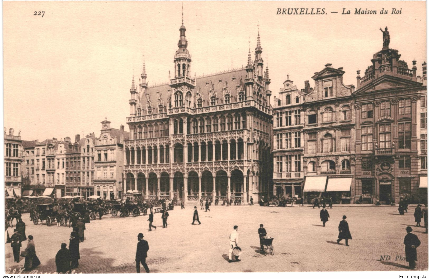 CPA  Carte Postale   Belgique  Bruxelles Grand Place Maison Du Roi  VM63423 - Places, Squares