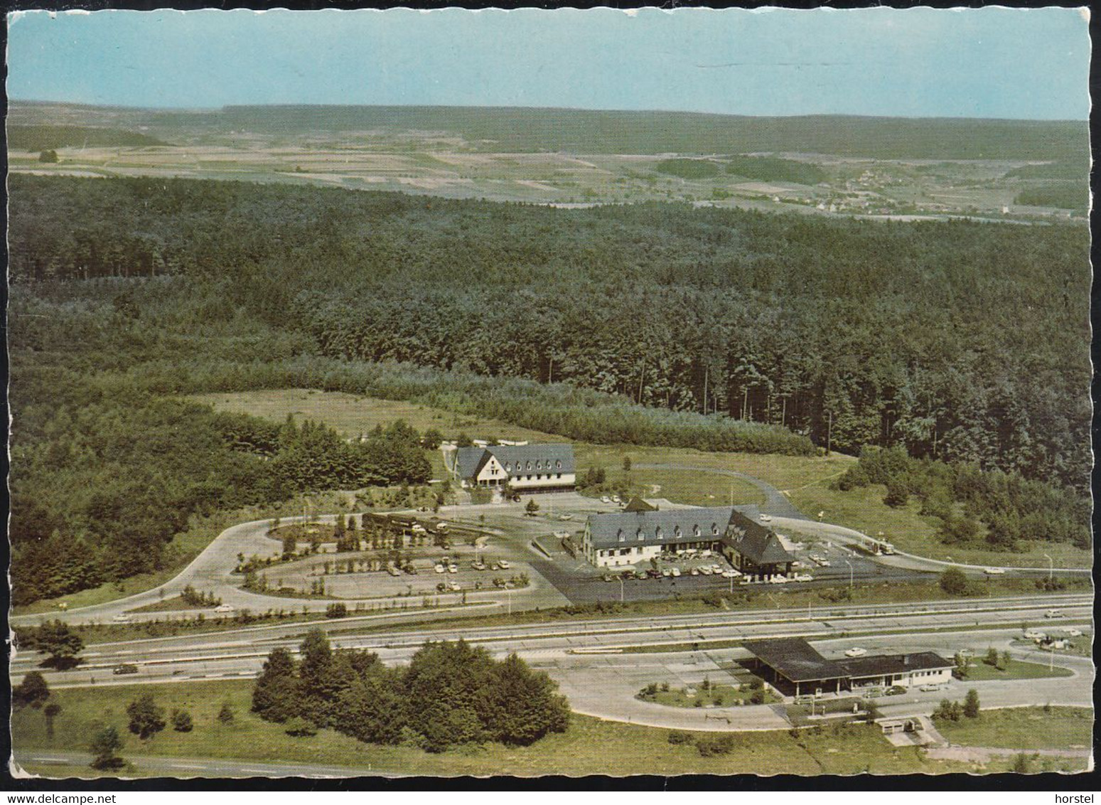 D-35305 Grünberg - Bundesautobahn-Rasthaus  "Reinhardshain" - Luftaufnahme - Gruenberg