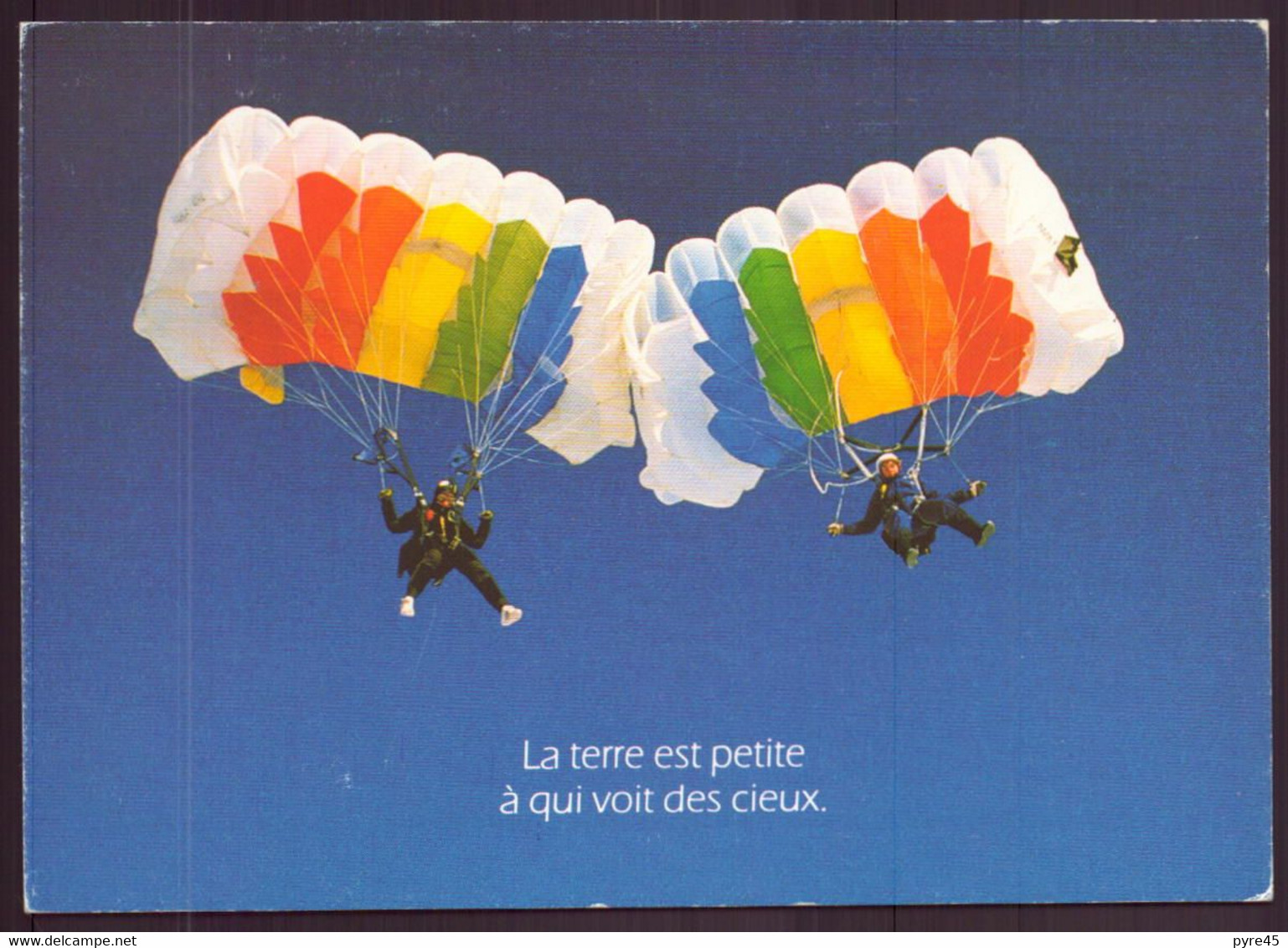 PARACHUTISME LA TERRE EST PETITE A QUI VOIT DES CIEUX - Parachutisme