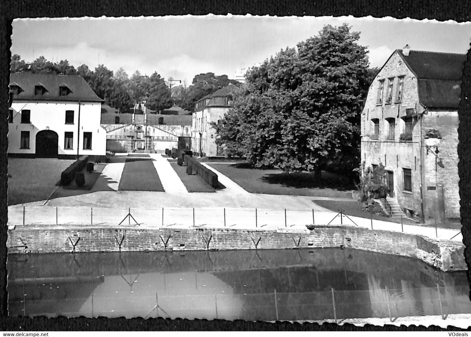 Belgique - Bruxelles - Ixelles - Abbaye De La Cambre - Pelouses-Jardin - Photo Véritable - Bromophoto - Elsene - Ixelles