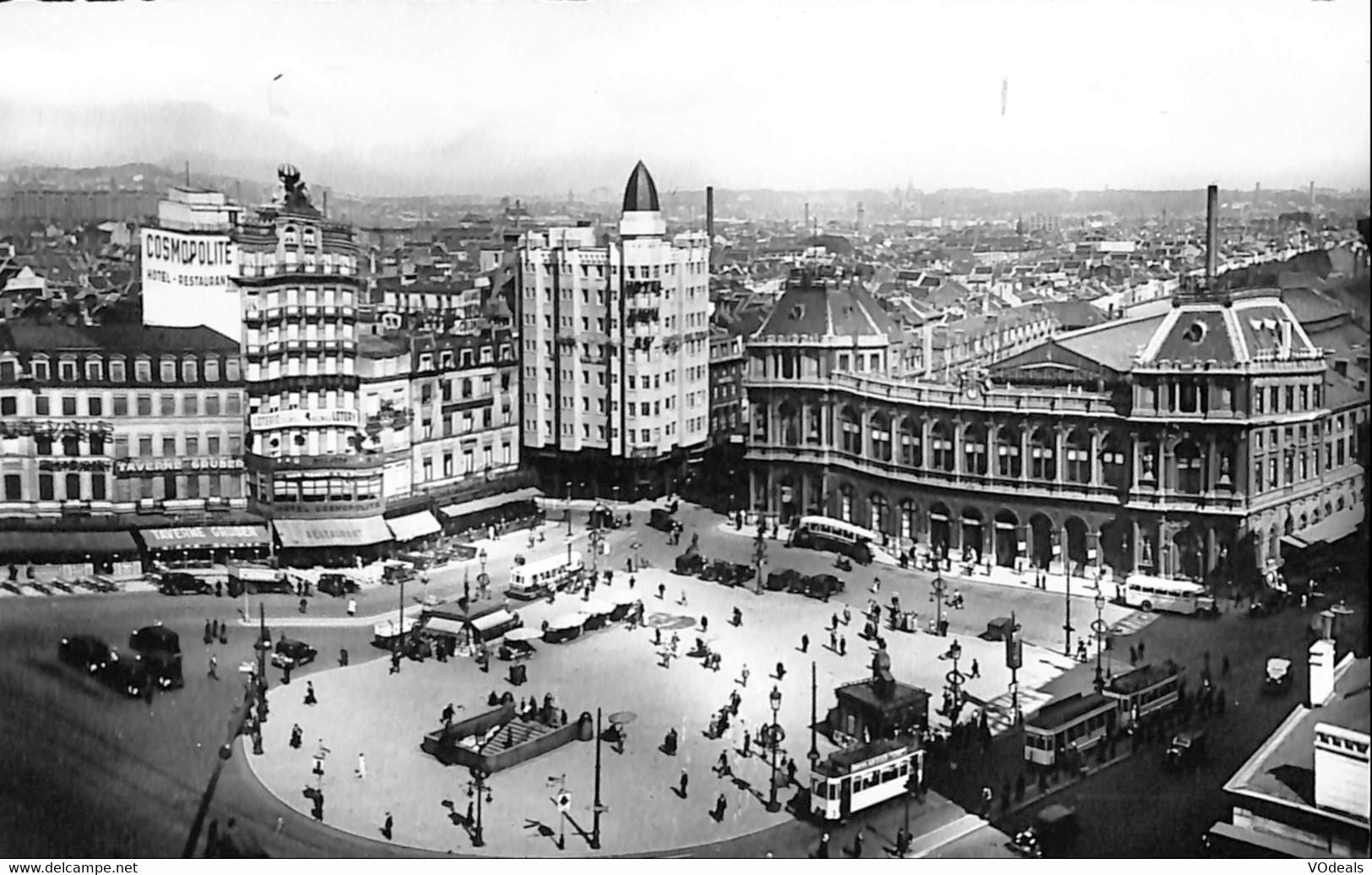 Belgique - Bruxelles - Place Rogier Et Gare Du Nord - Squares