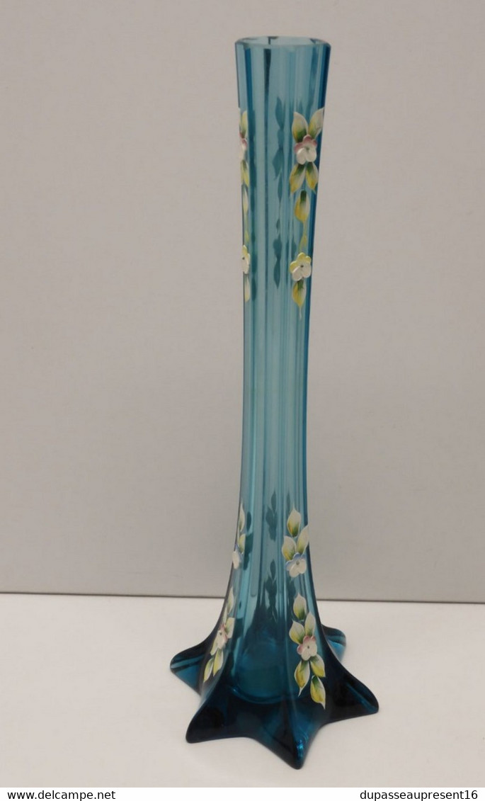 *JOLI VASE SOLIFLORE VERRE BLEU Fleurs émaillées en Epaisseur MURANO ITALIE?  E