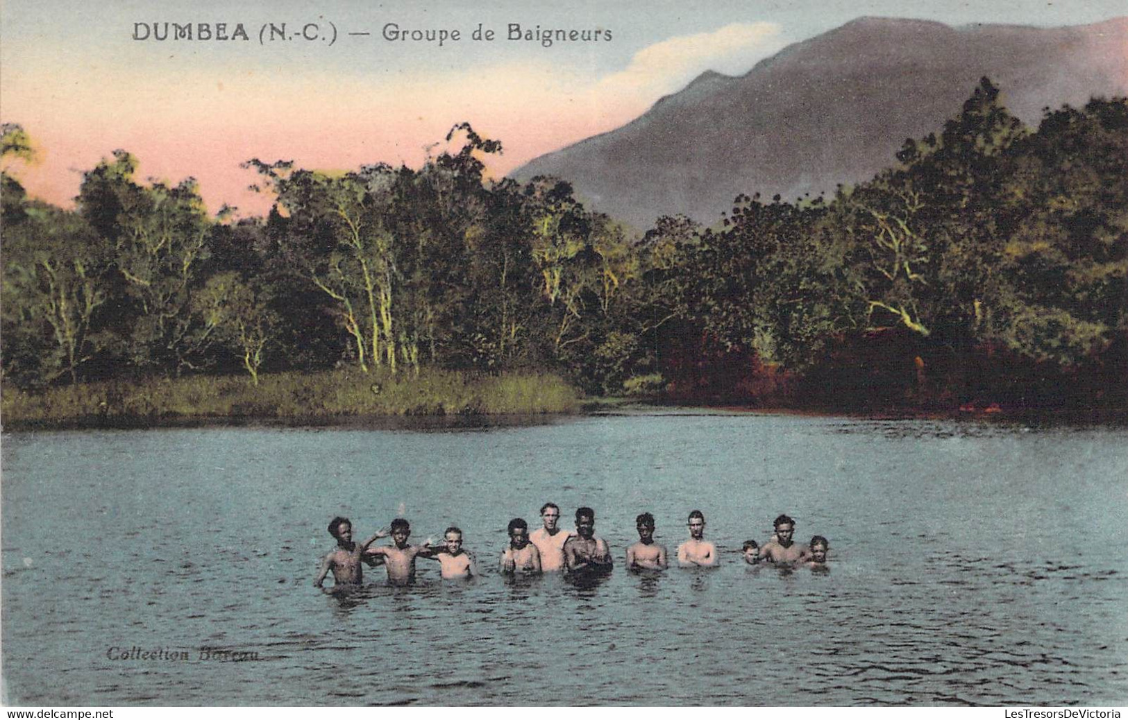 Nouvelle Calédonie - Dumbea - Groupe De Baigneurs - Montagne - Mer - Colorisé  - Carte Postale Ancienne - Nueva Caledonia