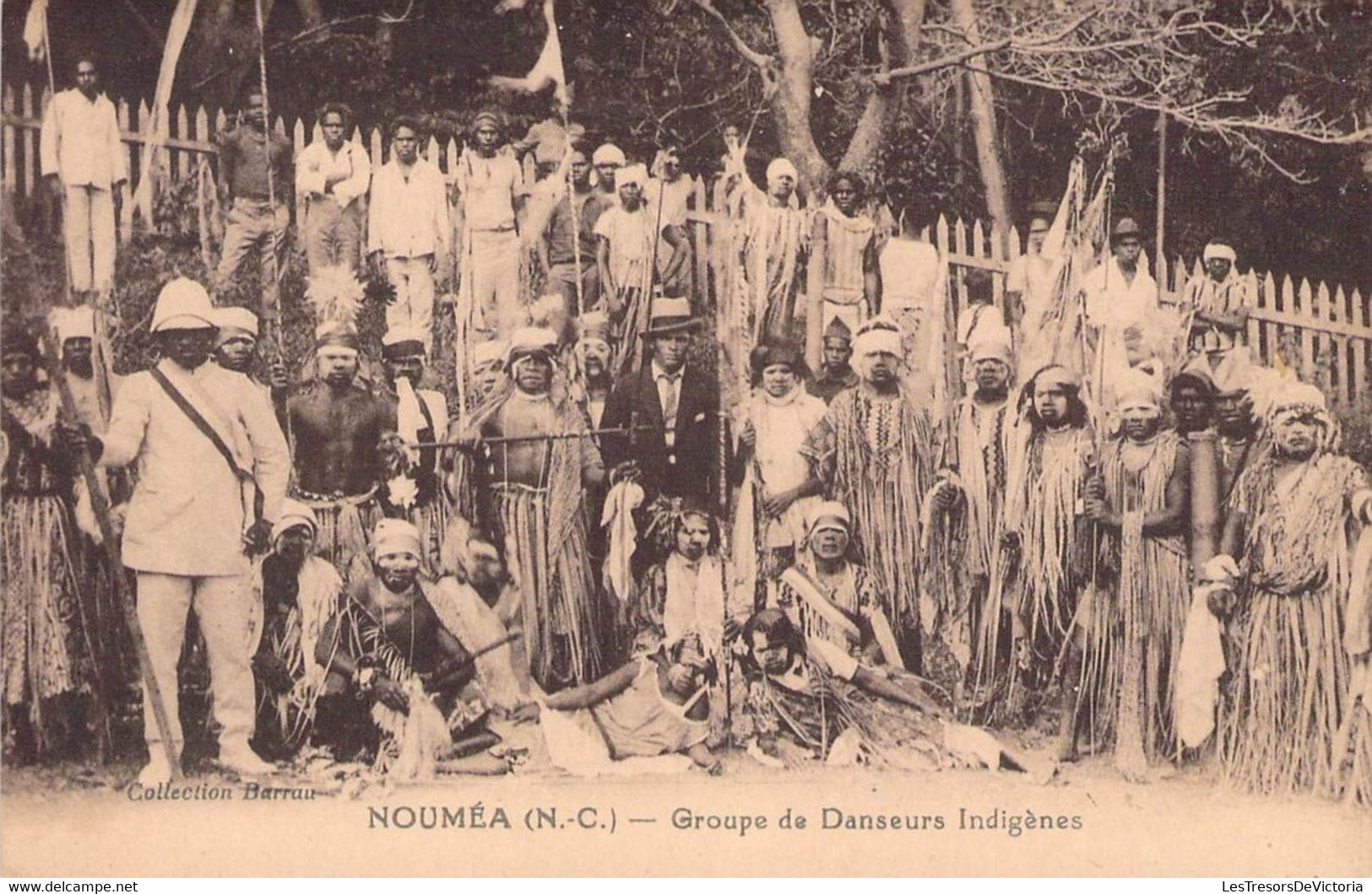 Nouvelle Calédonie - Nouméa - Groupe De Danseurs Indigènes  - Carte Postale Ancienne - New Caledonia