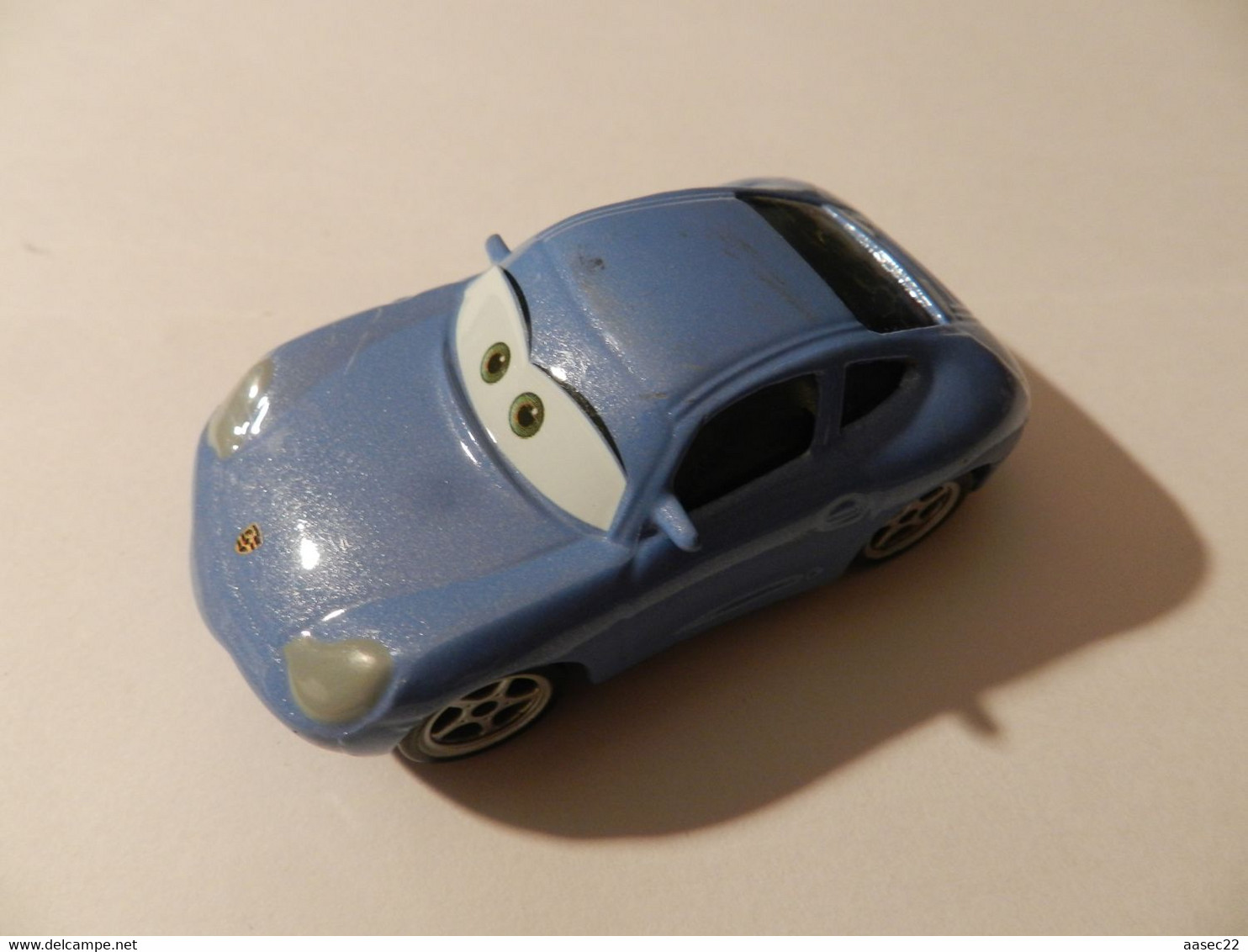 Disney Cars  Sally (lengte 72mm)    *** 3766   *** - Andere & Zonder Classificatie