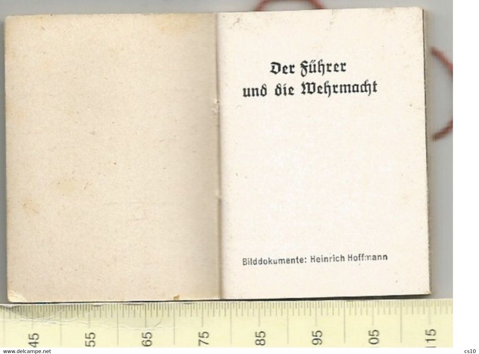 Der Fuhrer Und Der Wehrmacht - Mini Book 36 Pages + Cover With Original Ribbon Edited 1937 By Winter Hilfswerk - 5. Guerres Mondiales