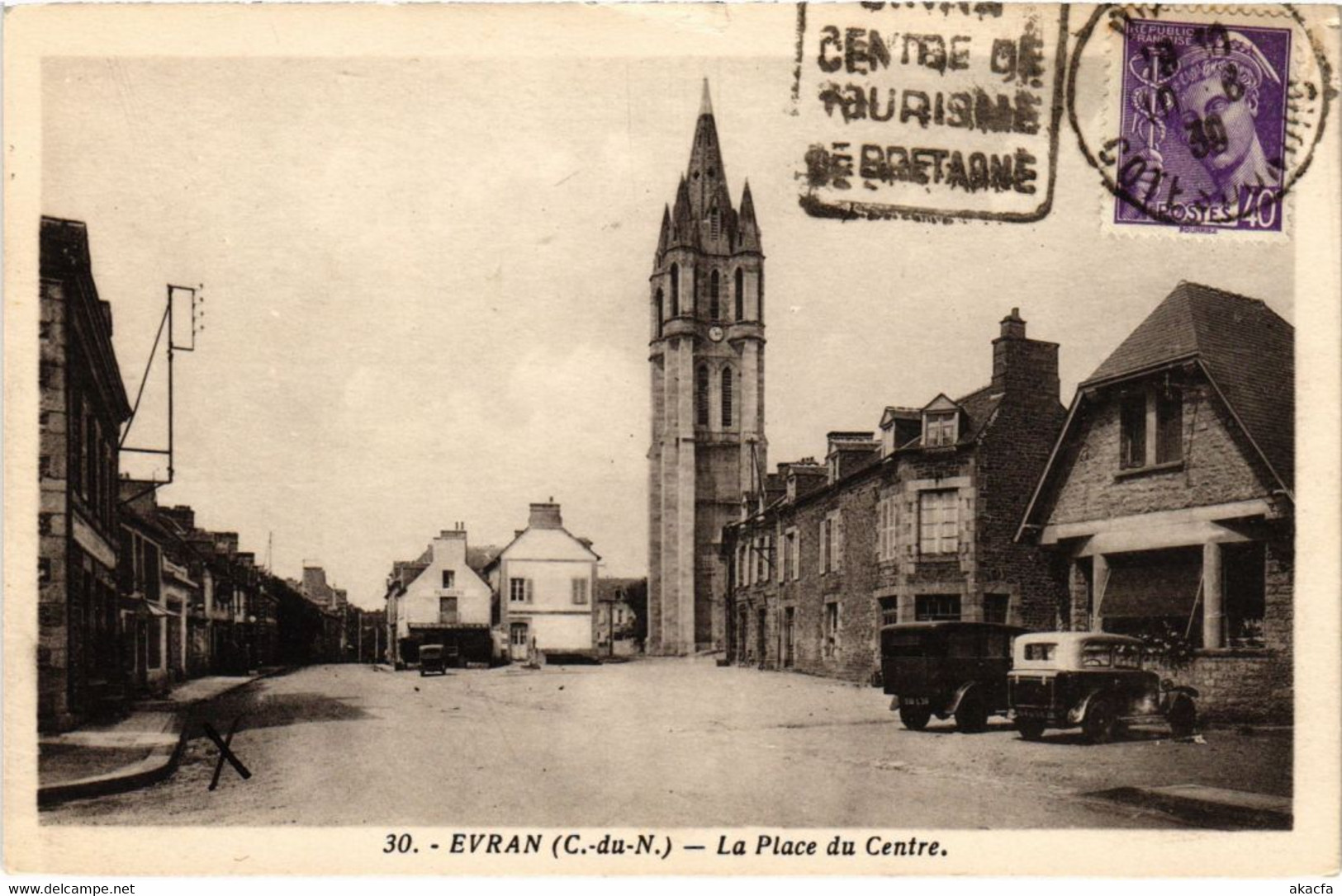 CPA EVRAN La Place Du Centre (1294869) - Evran