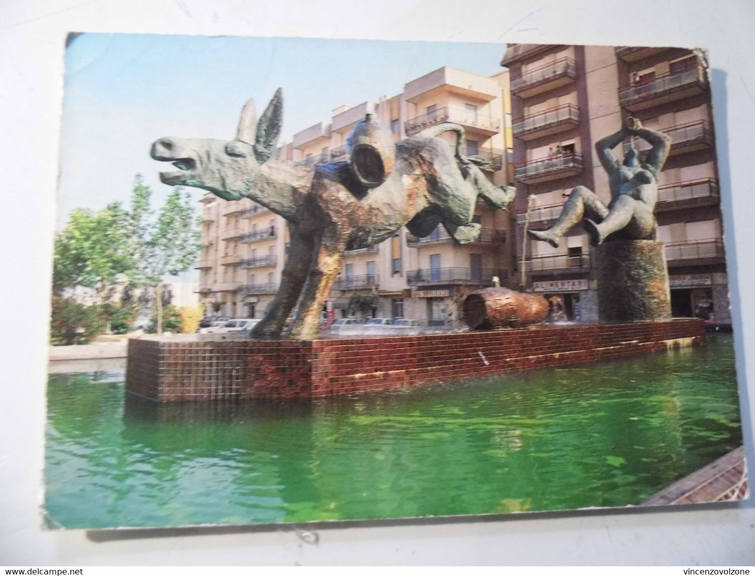 Cartolina Viaggiata "MARSALA Piazza F. Pizzo - La Fontana Del Vino" 1990 - Marsala