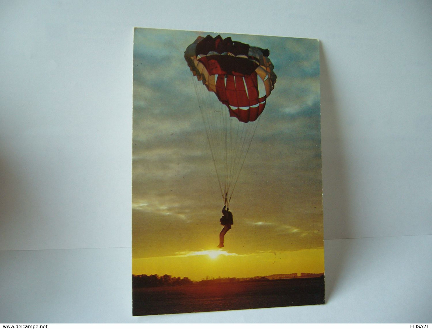 PARACHUTISME OLYMPIC A L'ARRIVEE AU SOL CPM NO 5 PHOTO J.Y.SECALEN 31 TOULOUSE - Parachutting