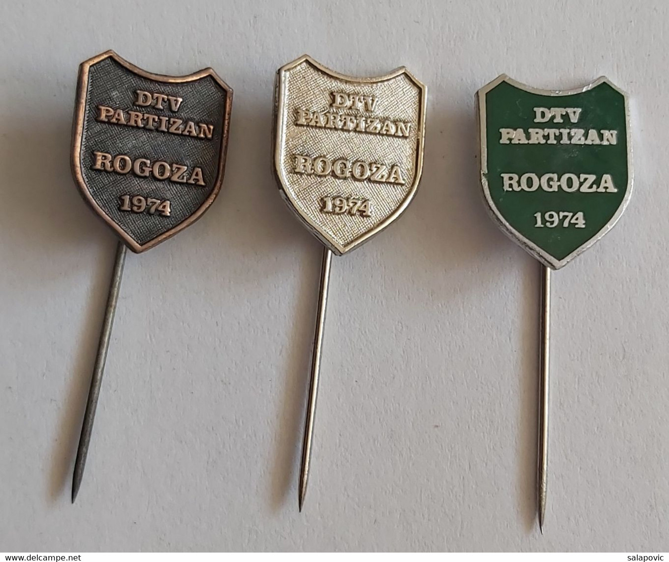 DTV Partizan Rogoza Slovenia Volleyball Club Pallavolo 3 Pieces   PIN A13/10 - Volleyball