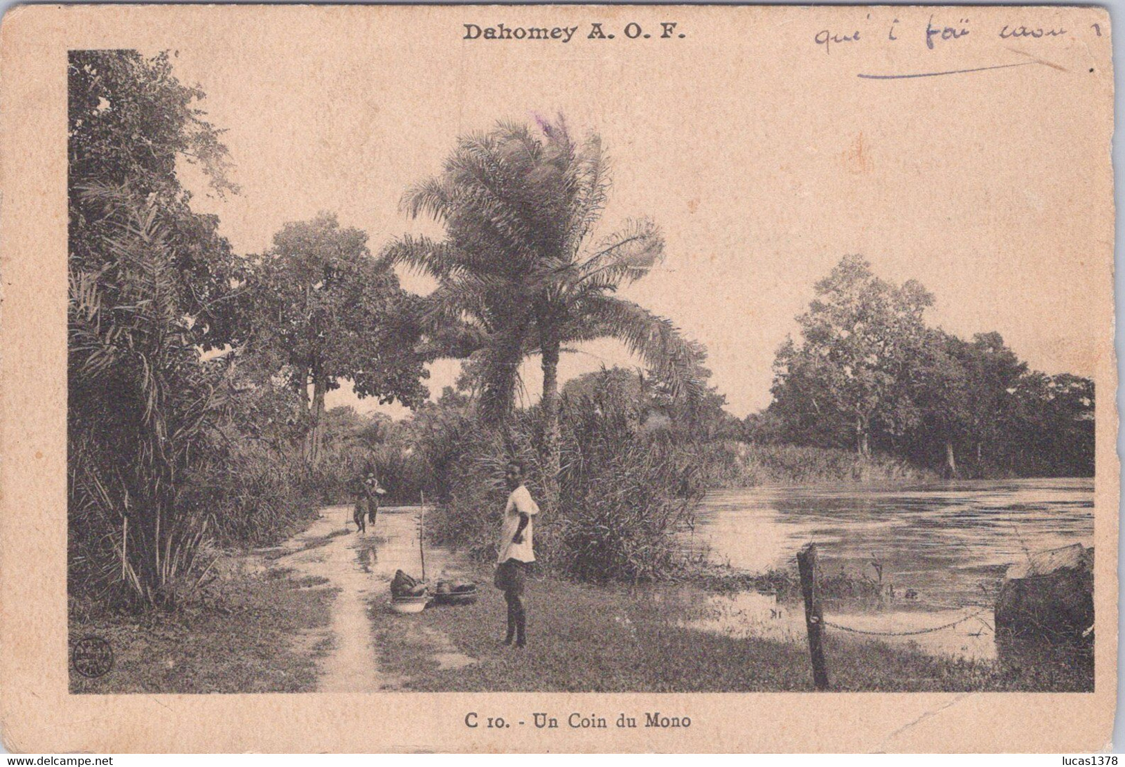 AFRIQUE . DAHOMEY . A. O. F. UN COIN DU MONO - Dahomey