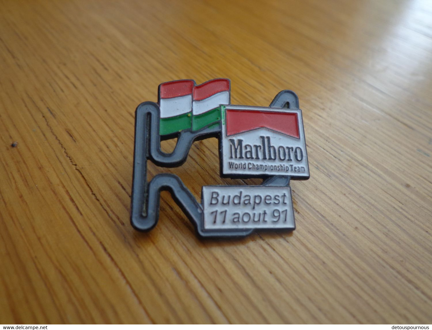 Pin's F1 BUDAPEST 11 AOUT 1991, WORLD CHAMPIONSHIP TEAM - F1