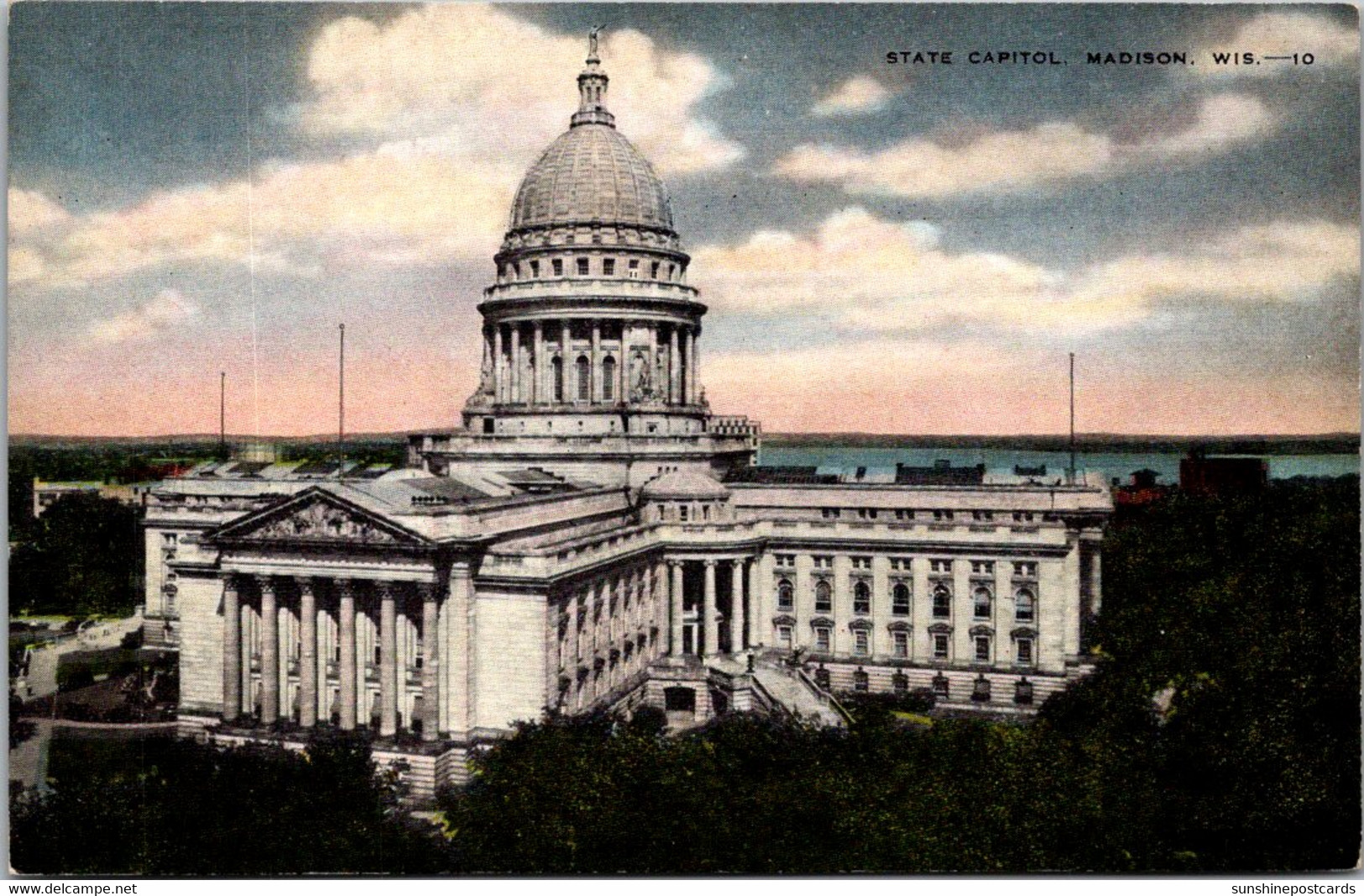 Wisconsin Madison State Capitol Building - Madison