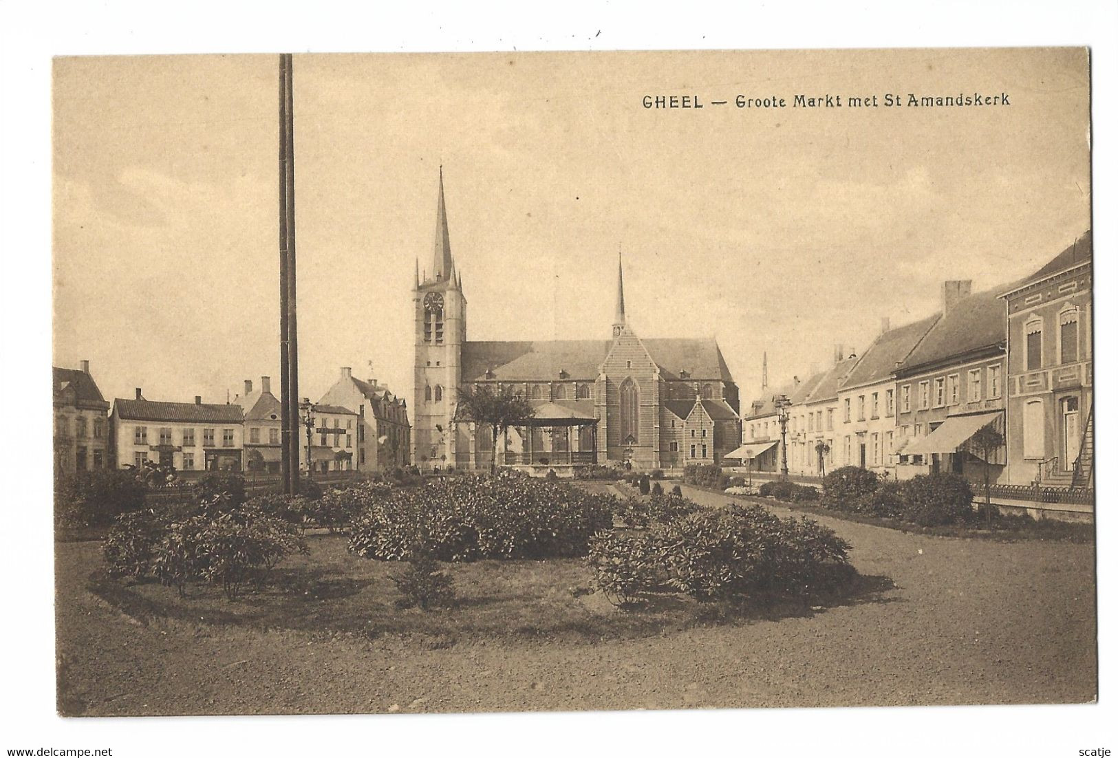 Gheel   -   Groote Markt Met St Amandskerk.   Mooi Kaartje! - Geel