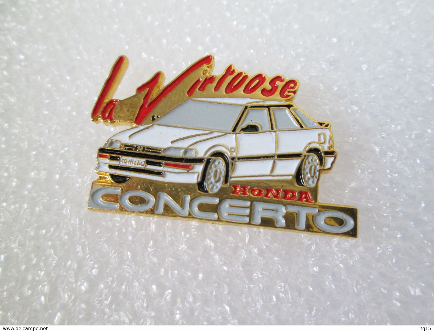 PIN'S   HONDA  CONCERTO   LA  VIRTUOSE - Honda