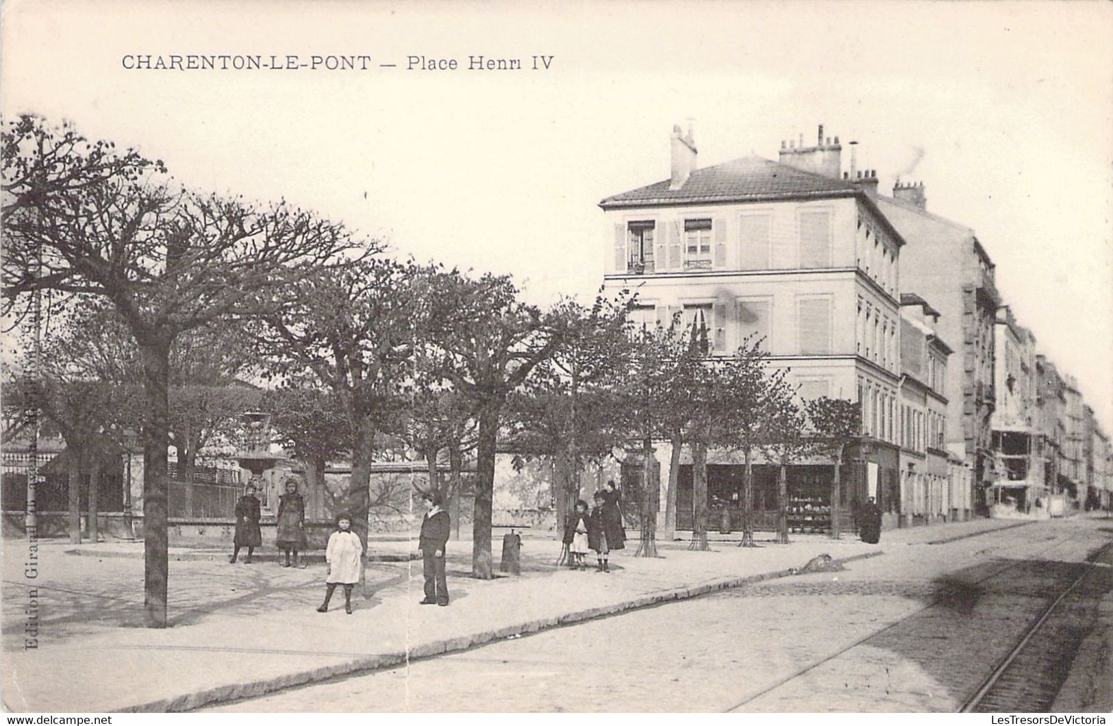 FRANCE - 94 - CHARENTON LE PONT - Place Henri IV - Carte Postale Ancienne - Charenton Le Pont