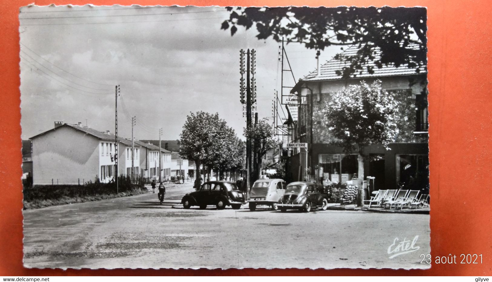 CPSM (78) Les Clayes Sous Bois. Rue M Jouet Et Place De La République.  (X.1064) - Les Clayes Sous Bois