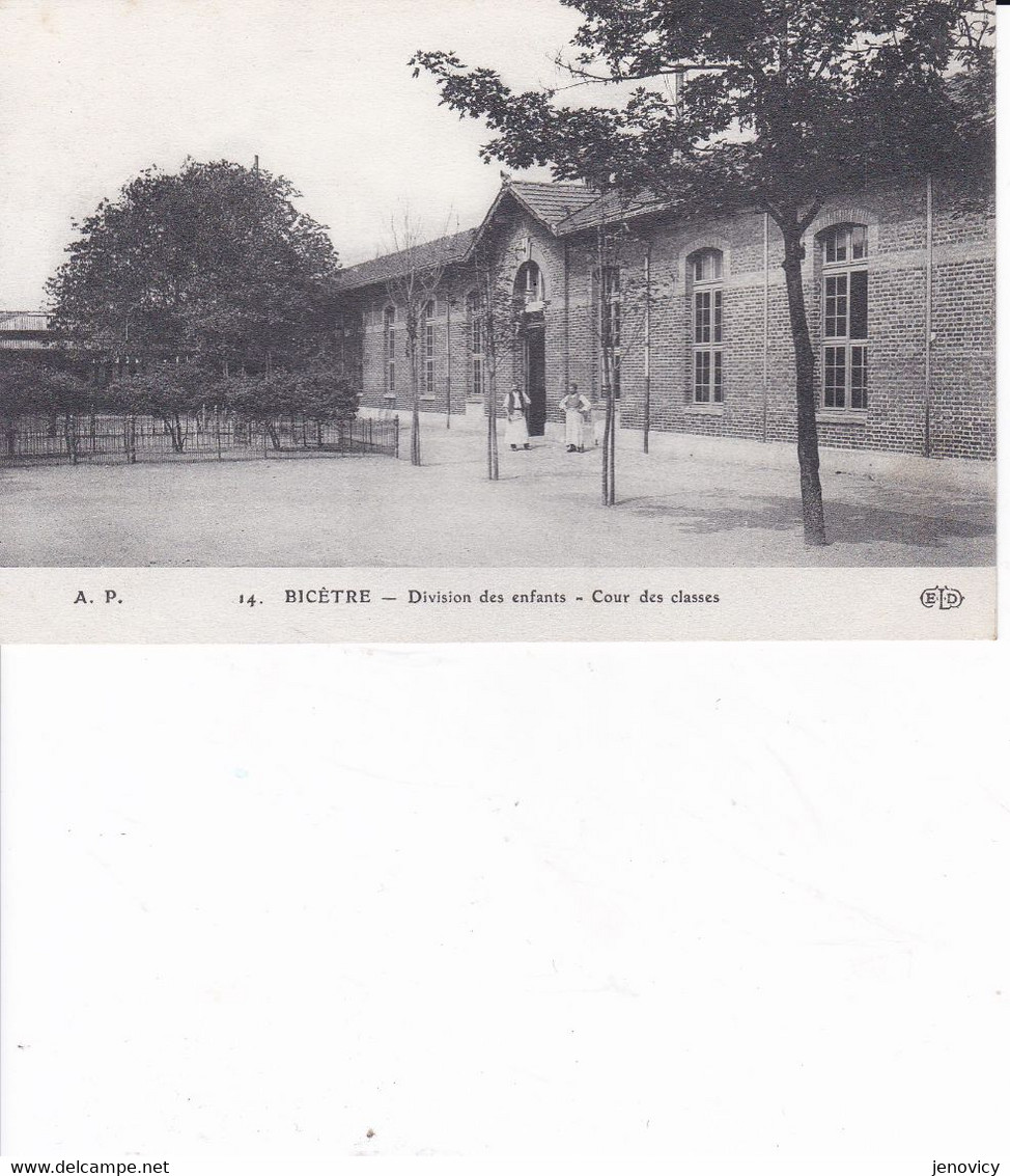 BICETRE DIVISION DES ENFANTS ,COUR DES CLASSES PERSONNAGES REF 78777 - Santé