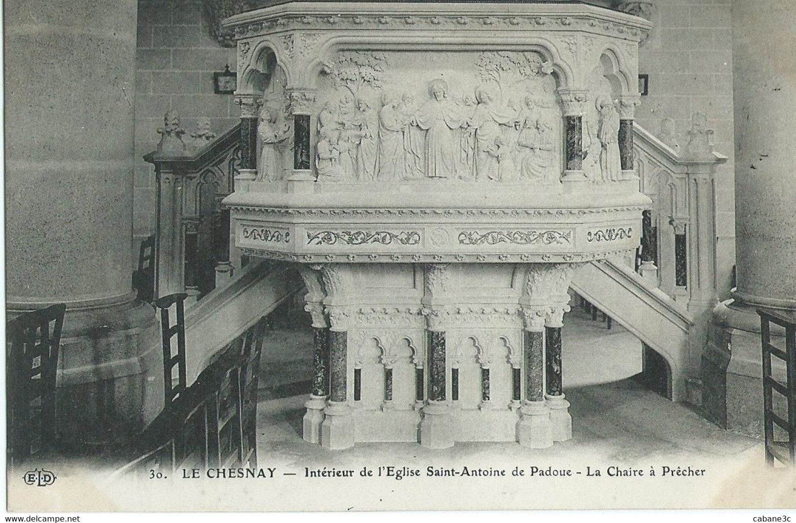 LE CHESNAY - Intérieur De L'Eglise St Antoine De Padoue - La Chaire à Prêcher - Le Chesnay