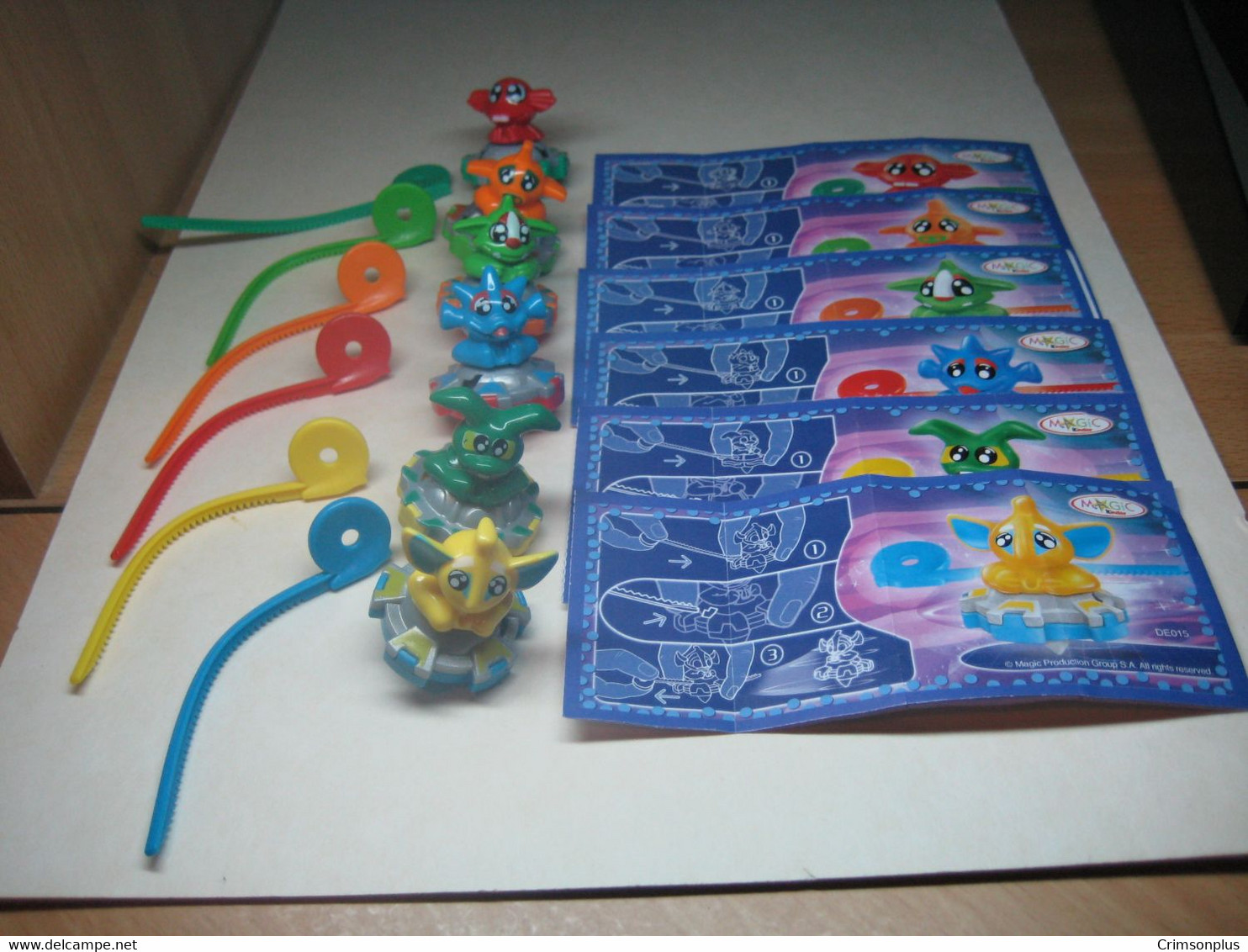 20109 Ferrero - Kinder Surprise -  DE011 - DE016 - Game - Spinning Tops - Aliens - Complete Set + 6 BPZ's - Monoblocchi