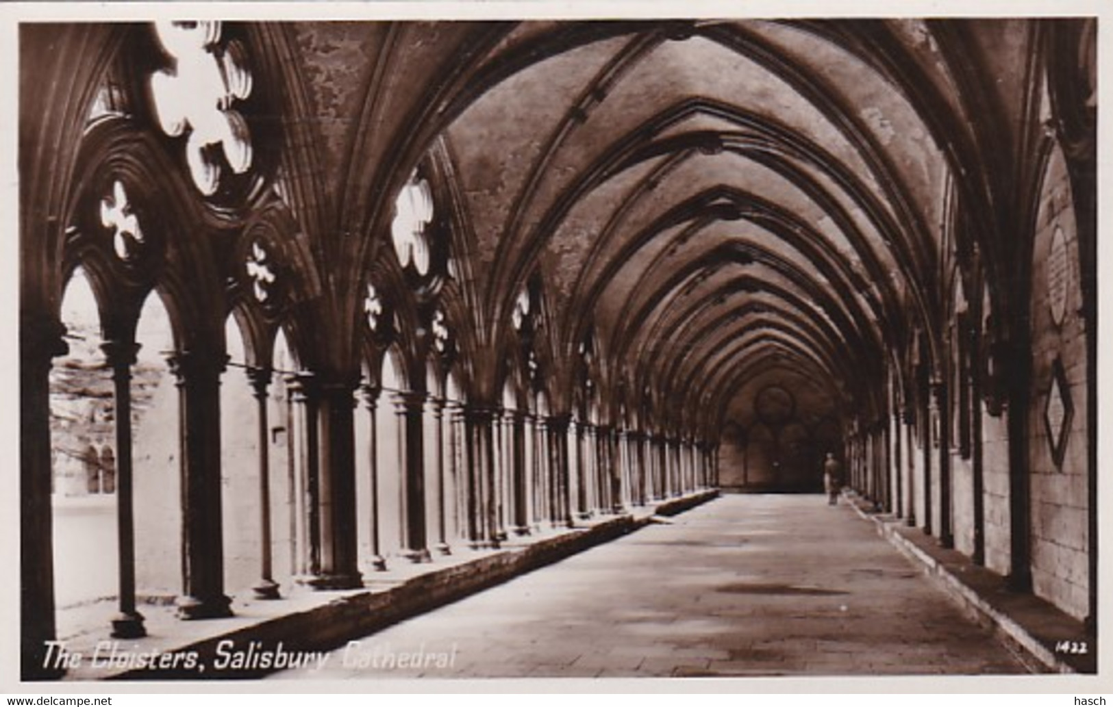 4841  38 The Cloisters Salisbury Cathedral - Salisbury