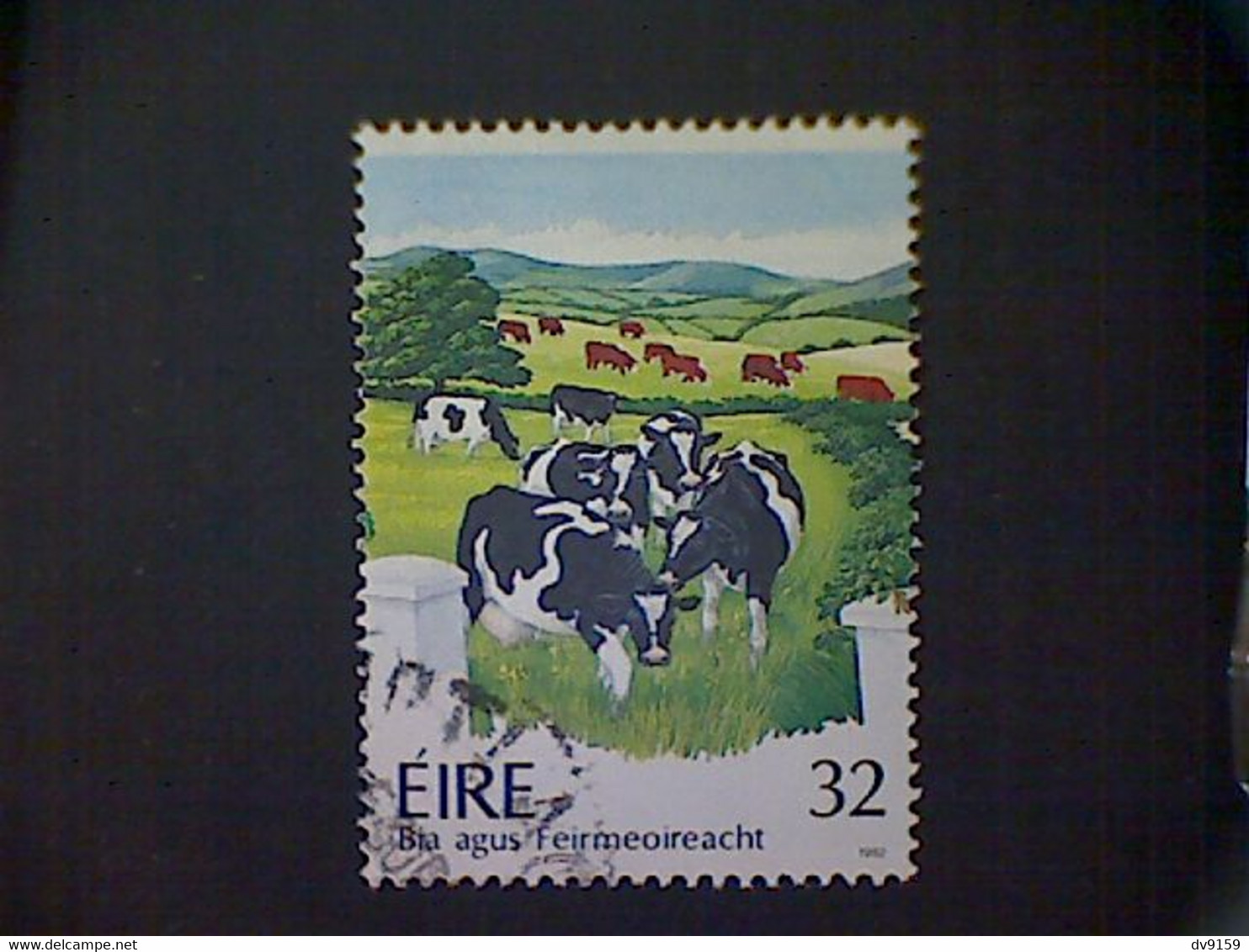 Ireland (Éire), Scott #878, Used(o), 1992, Dairy Cows, 32p. Multicolored - Used Stamps