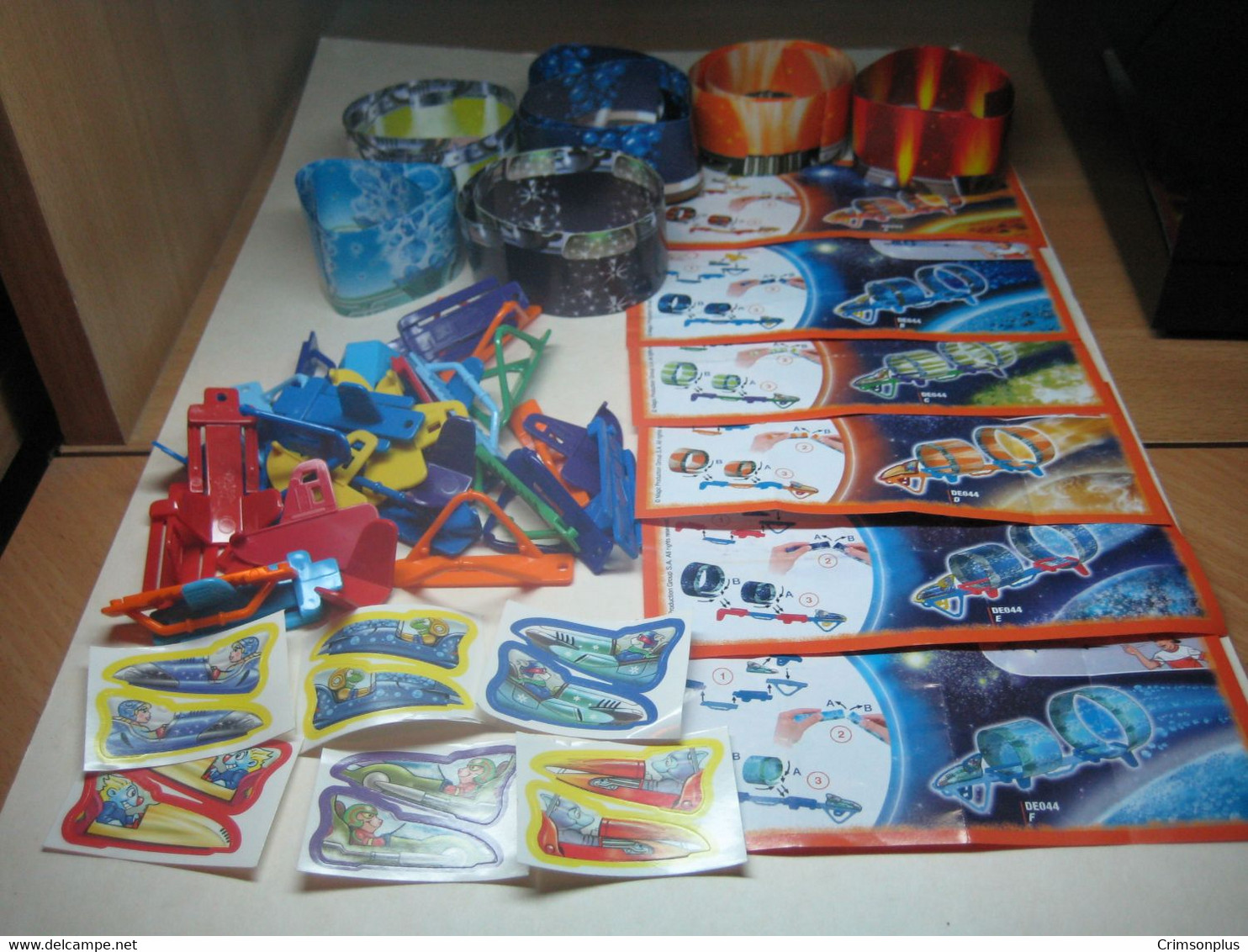 2009 Ferrero - Kinder Surprise -  DE044A, DE044B, DE044C, DE044D, DE044E & DE044F - Fantasy - Spaceships - Set + 6 BPZ's - Monoblocchi