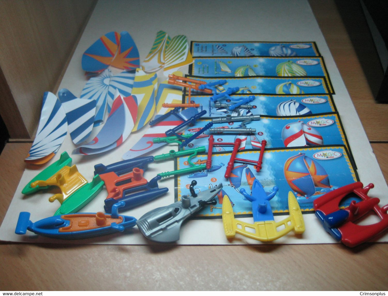 2009 Ferrero - Kinder Surprise -  DE075, DE076, DE077, DE078, DE079 & DE080 - Vehicles - Catamarans - Set + 6 BPZ's - Monoblocchi