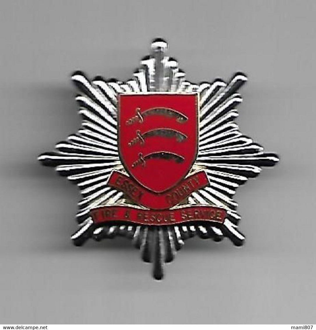 Pompiers Insigne Métal "ESSEX COUNTY" - "FIRE & RESCUE SERVICE" (G.B.) - Pompiers